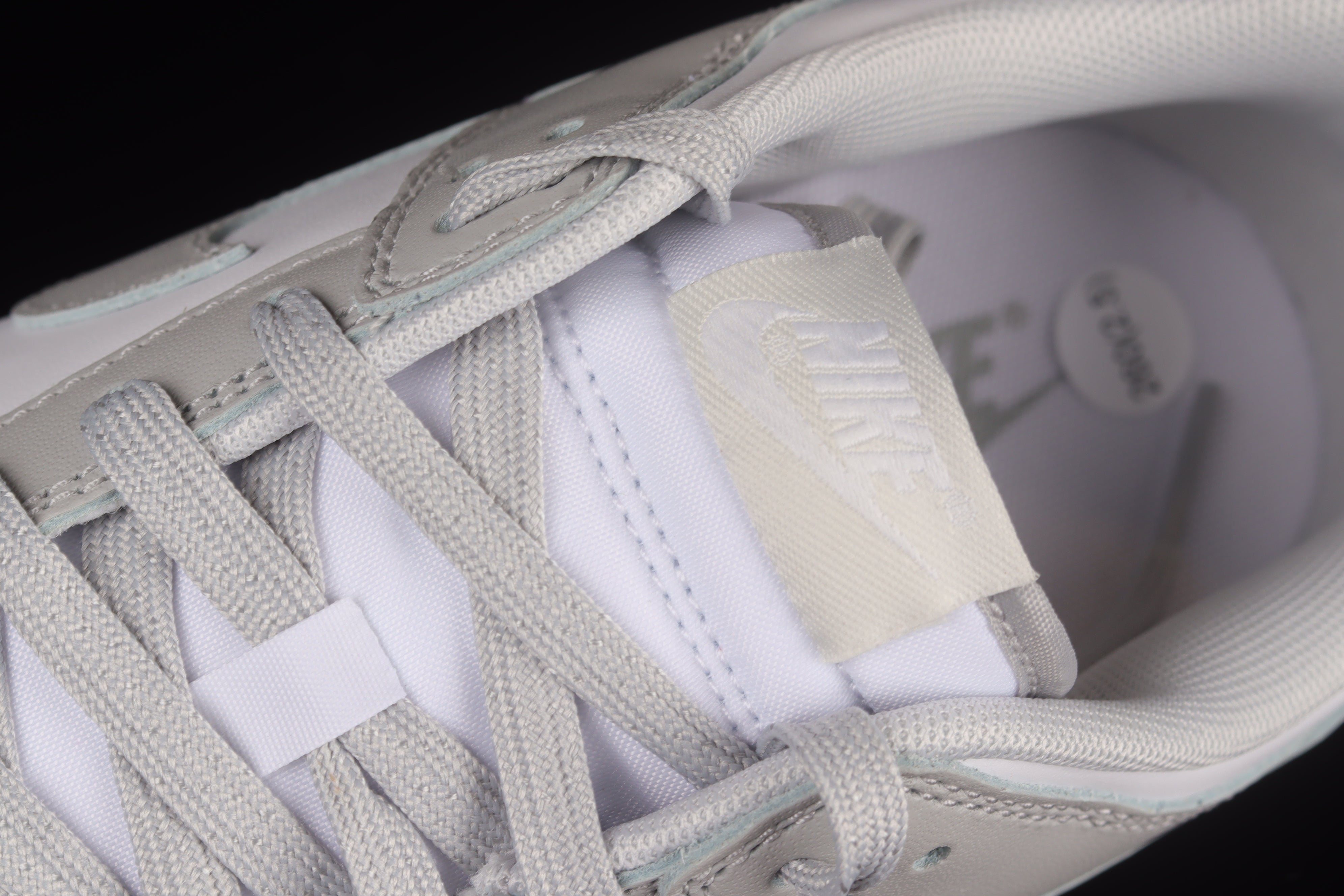 NikeUnisex SB Dunk Low - Grey Fog