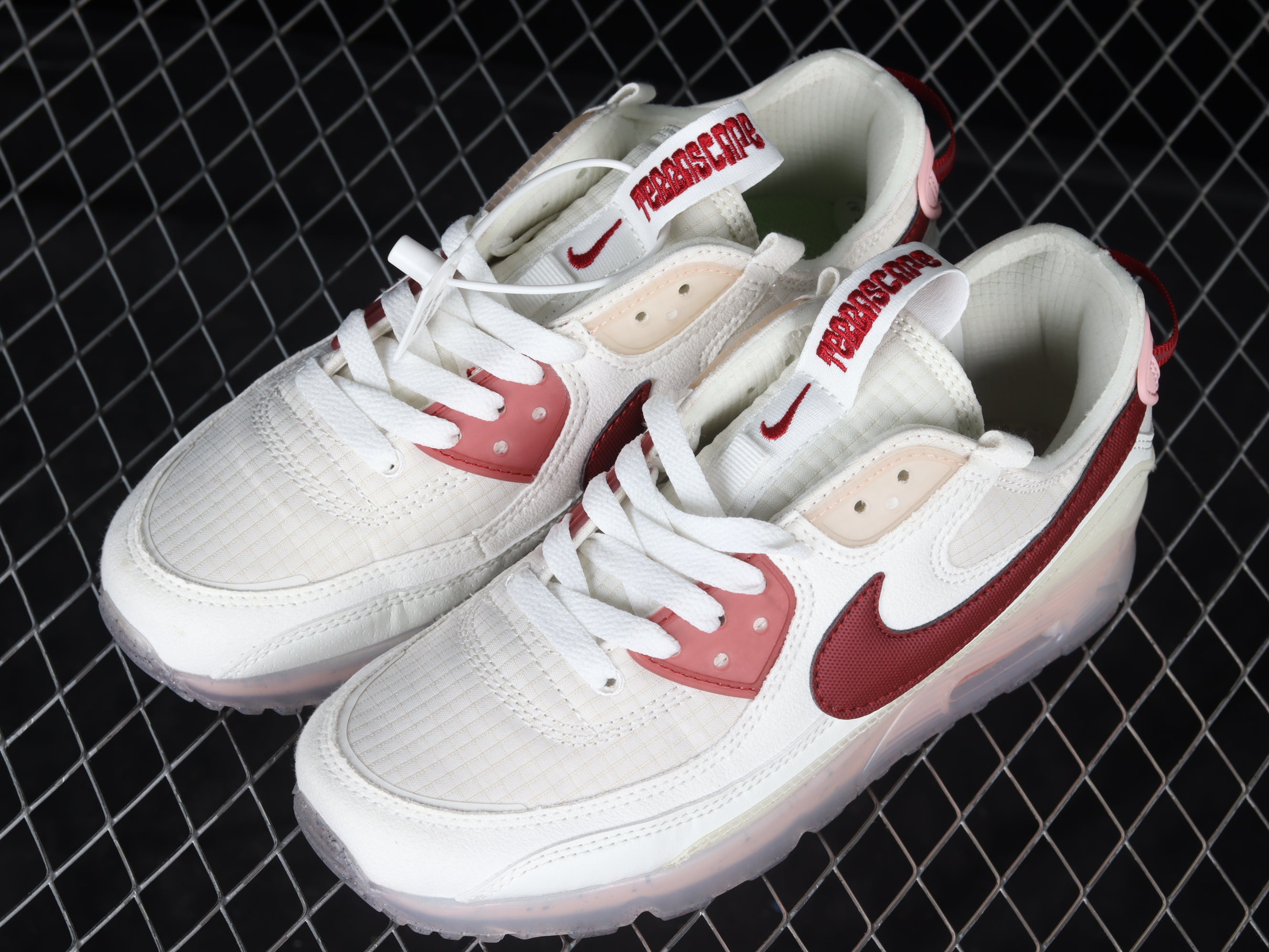 NikeUnisex Air Max 90 AM90 Terrascape - Pomegranate