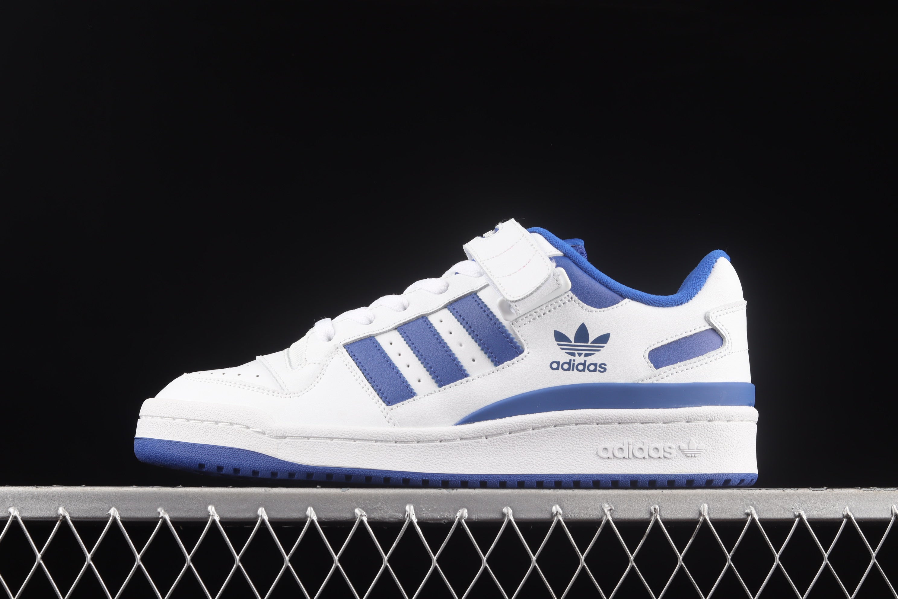 adidasMens Forum Low - White/Royal Blue
