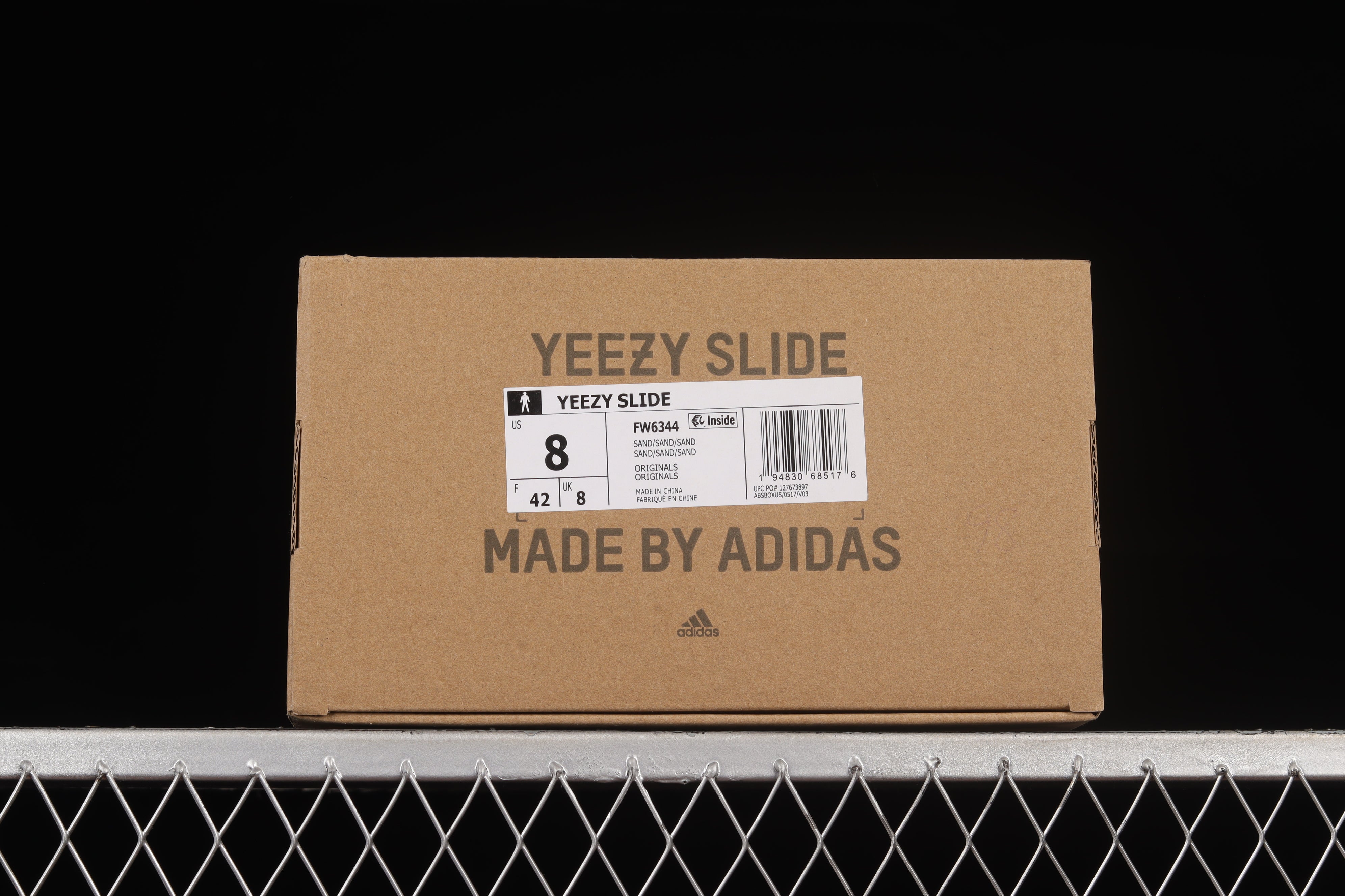 adidasMens Yeezy Slide - Desert Sand