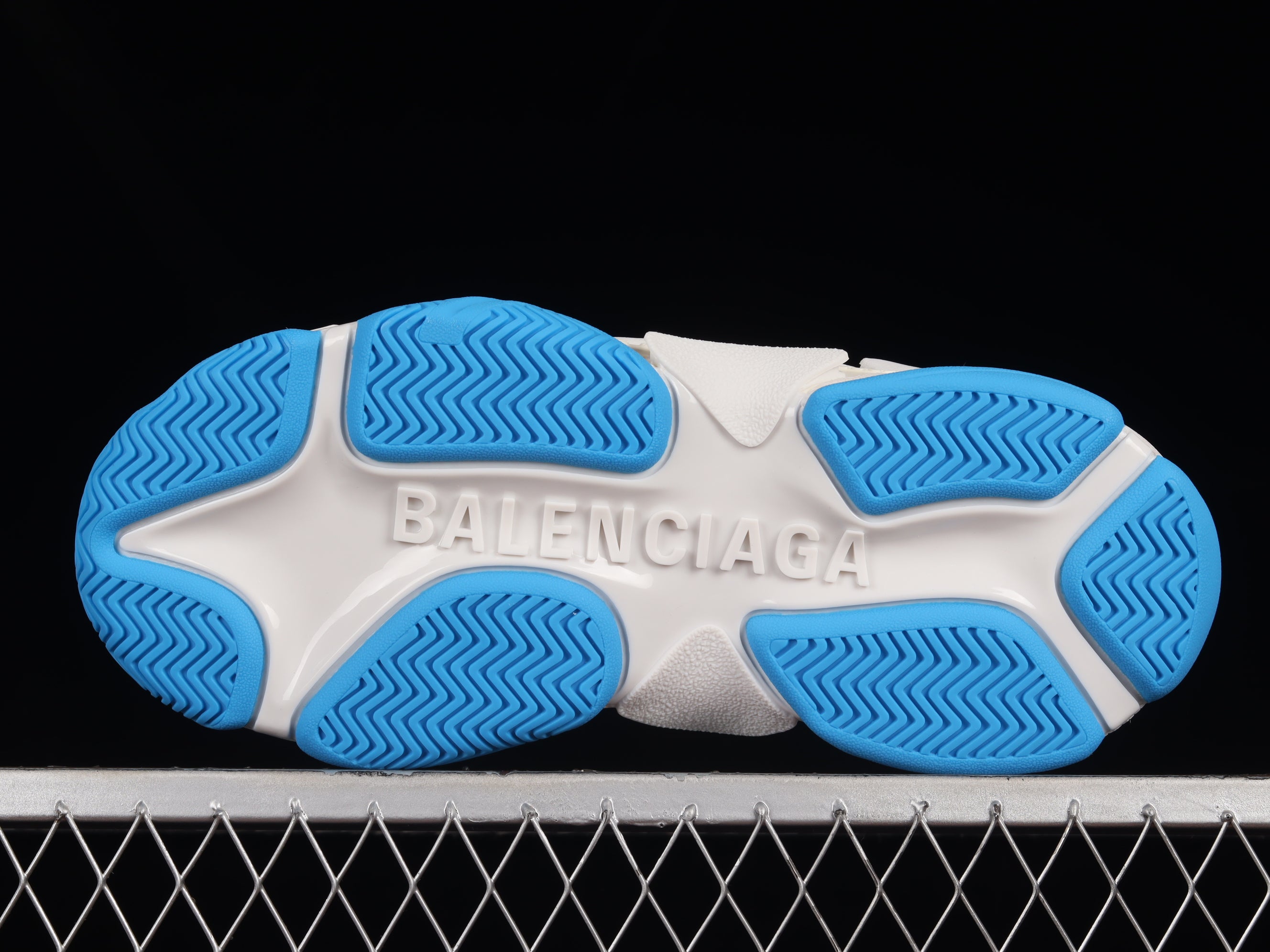 Balenciaga x adidasMens Triple S - White/Blue