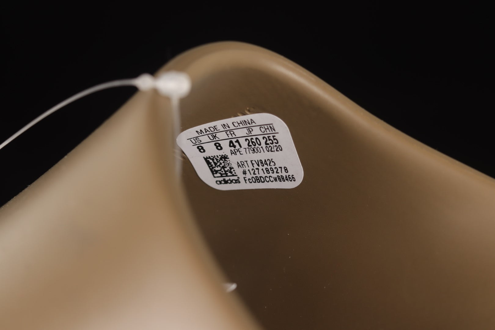 adidasMens Yeezy Slide - Earth Brown