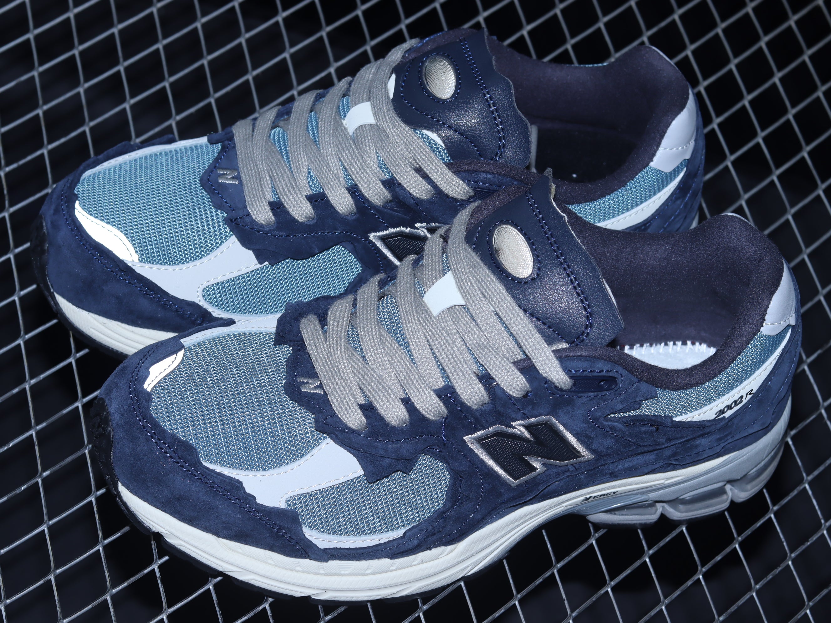 New Balance 2002R Protection Pack - Dark Navy