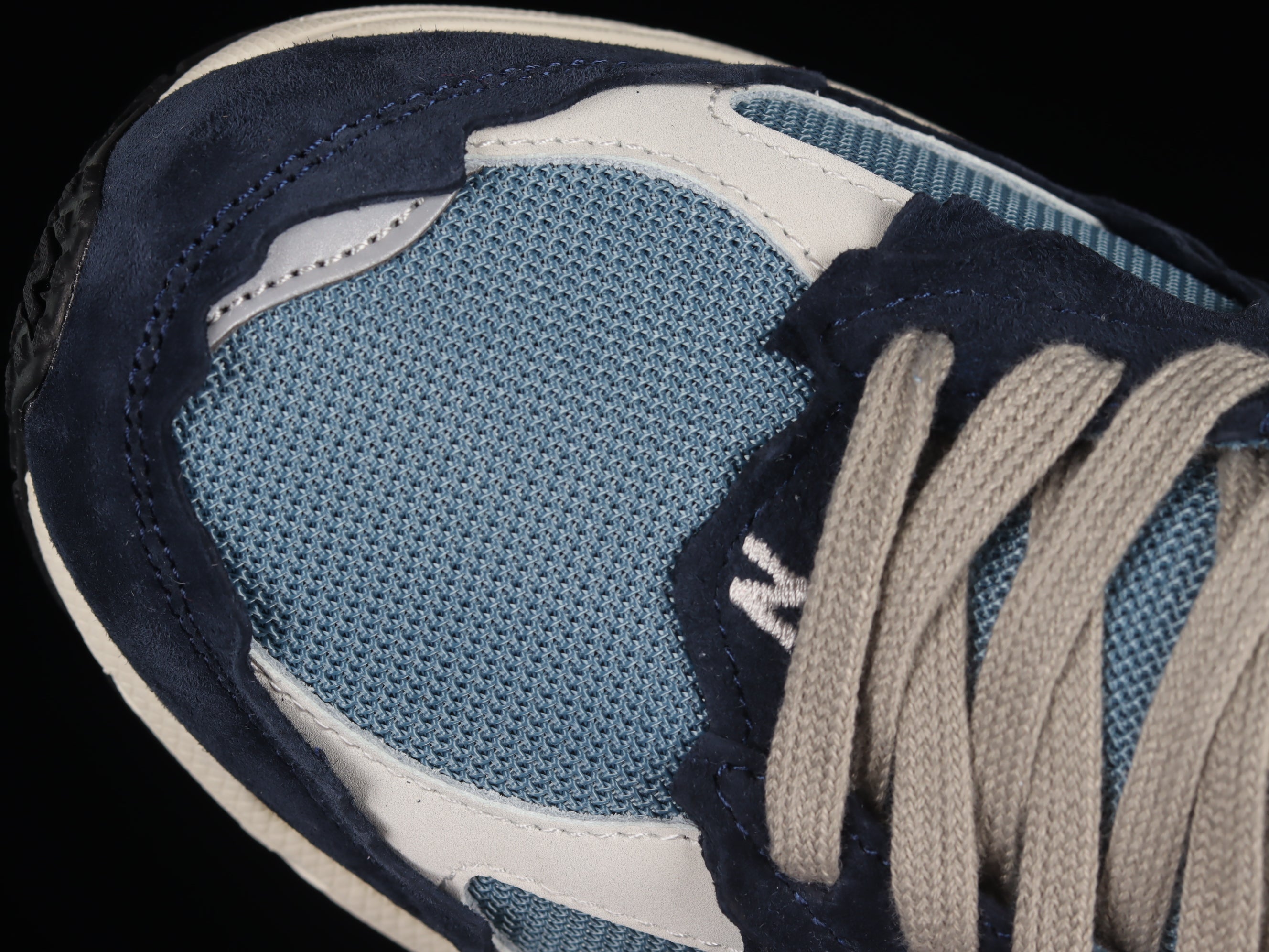 New Balance 2002R Protection Pack - Dark Navy
