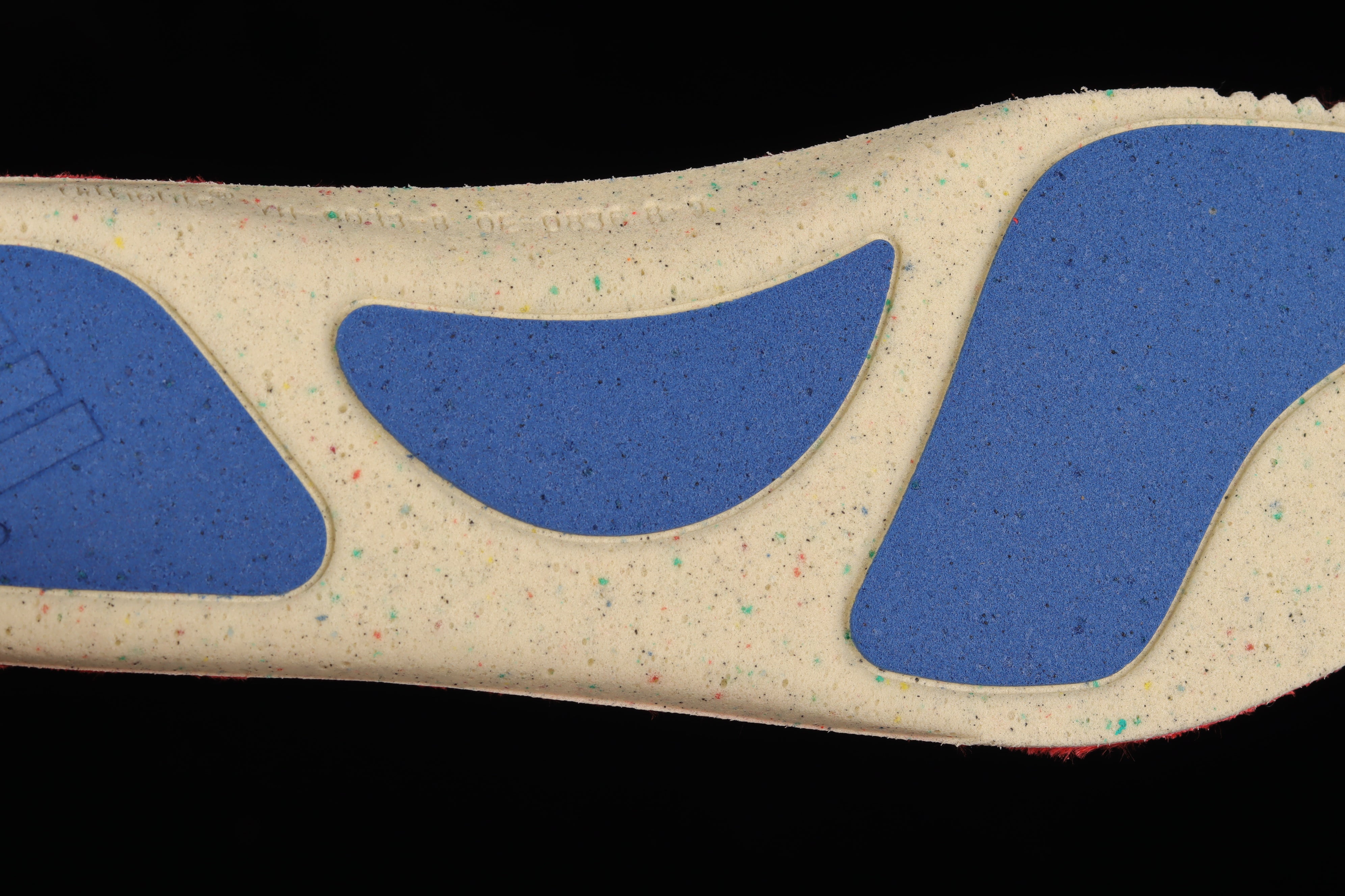 adidasUnisex Yeezy Boost 700 - Hi-Res Red