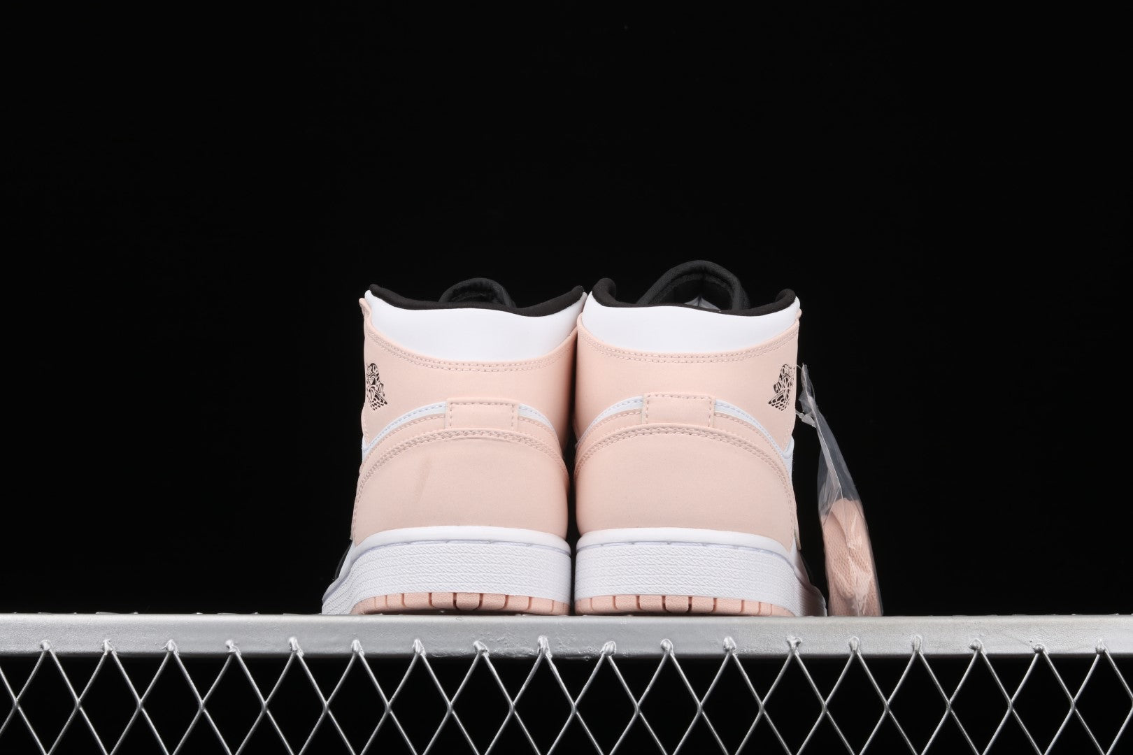 WMNS Air Jordan 1 AJ1 Mid Arctic - Orange/Black Toe