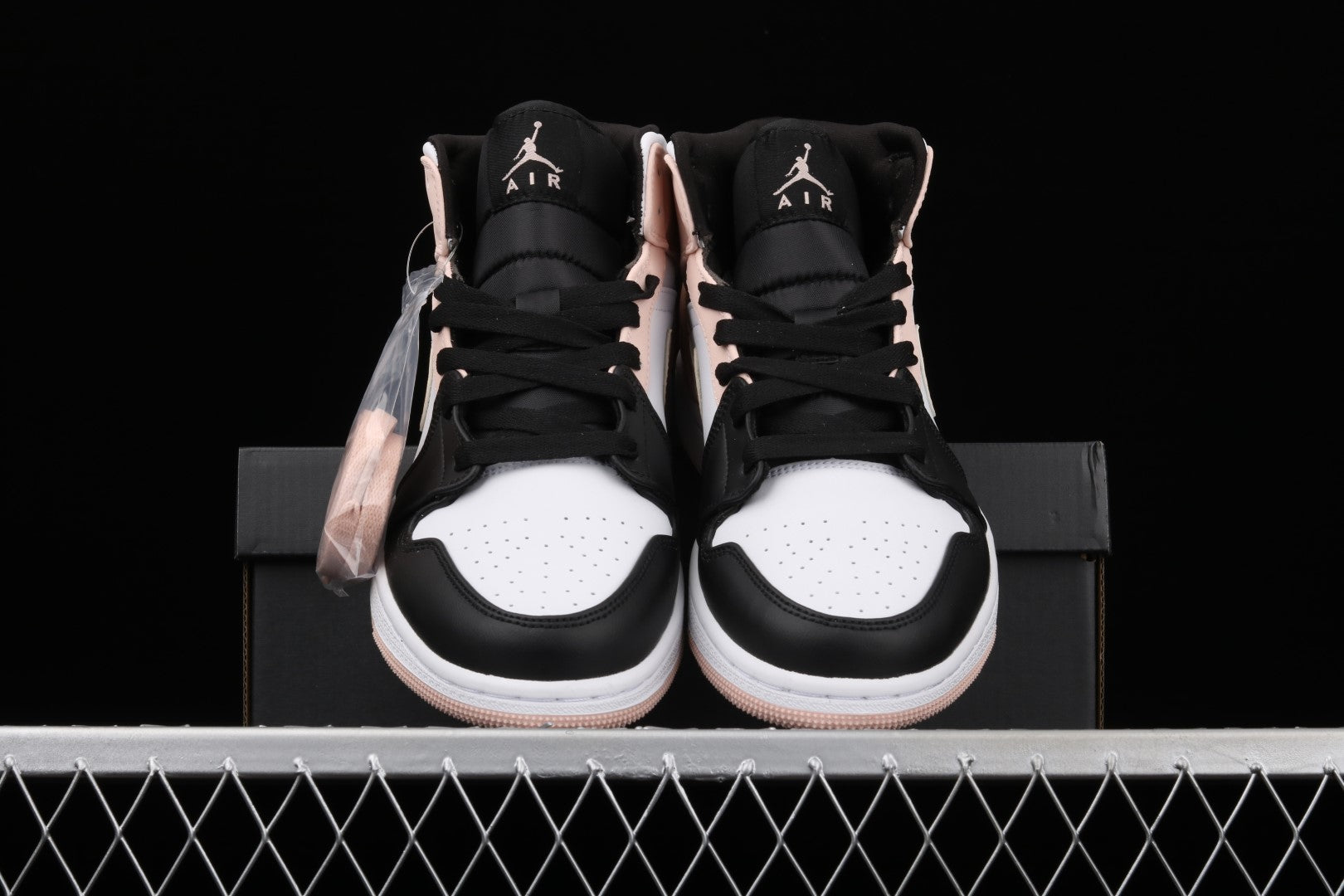 WMNS Air Jordan 1 AJ1 Mid Arctic - Orange/Black Toe