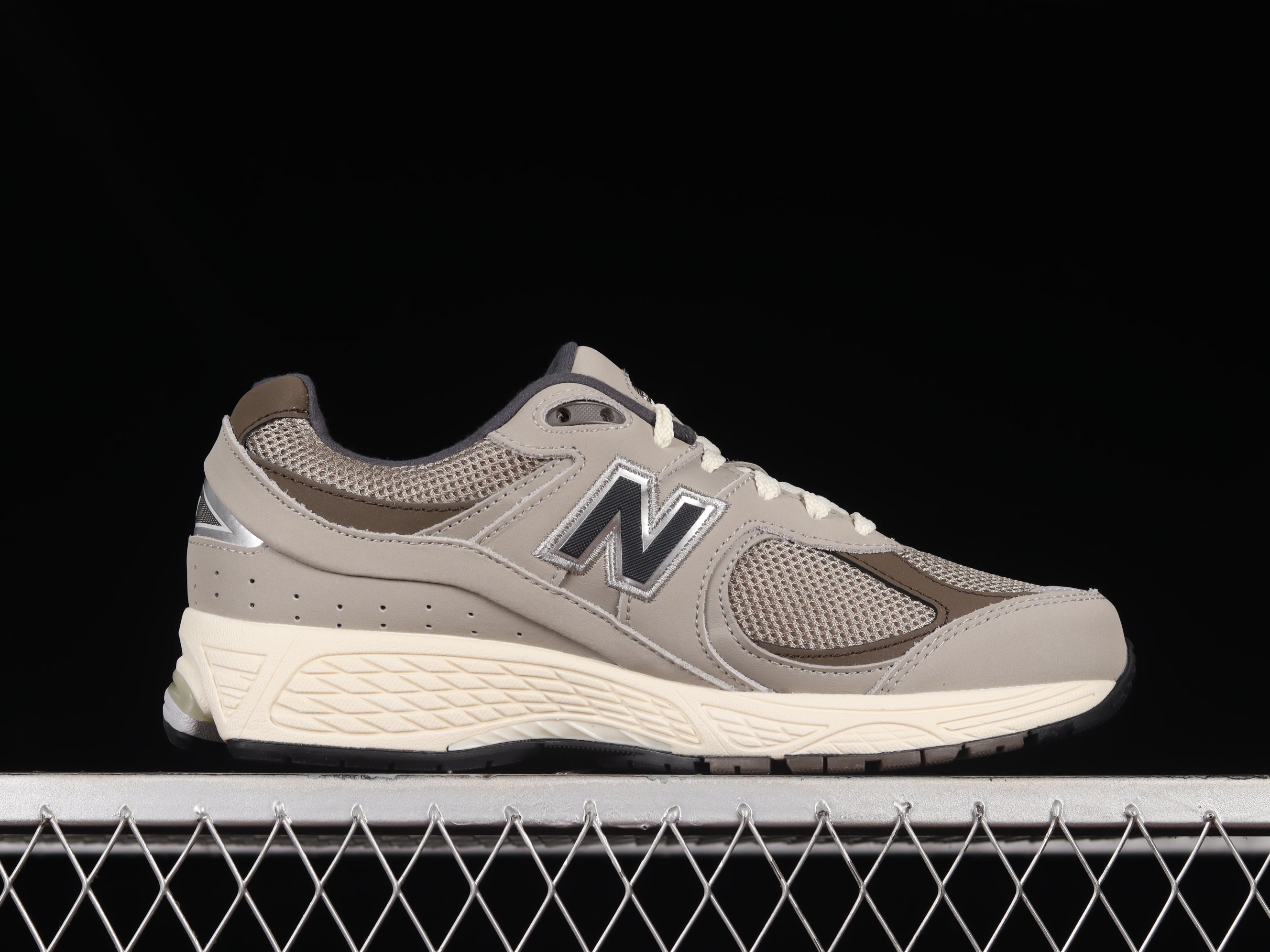 New Balance 2002R - Warm Alpaca