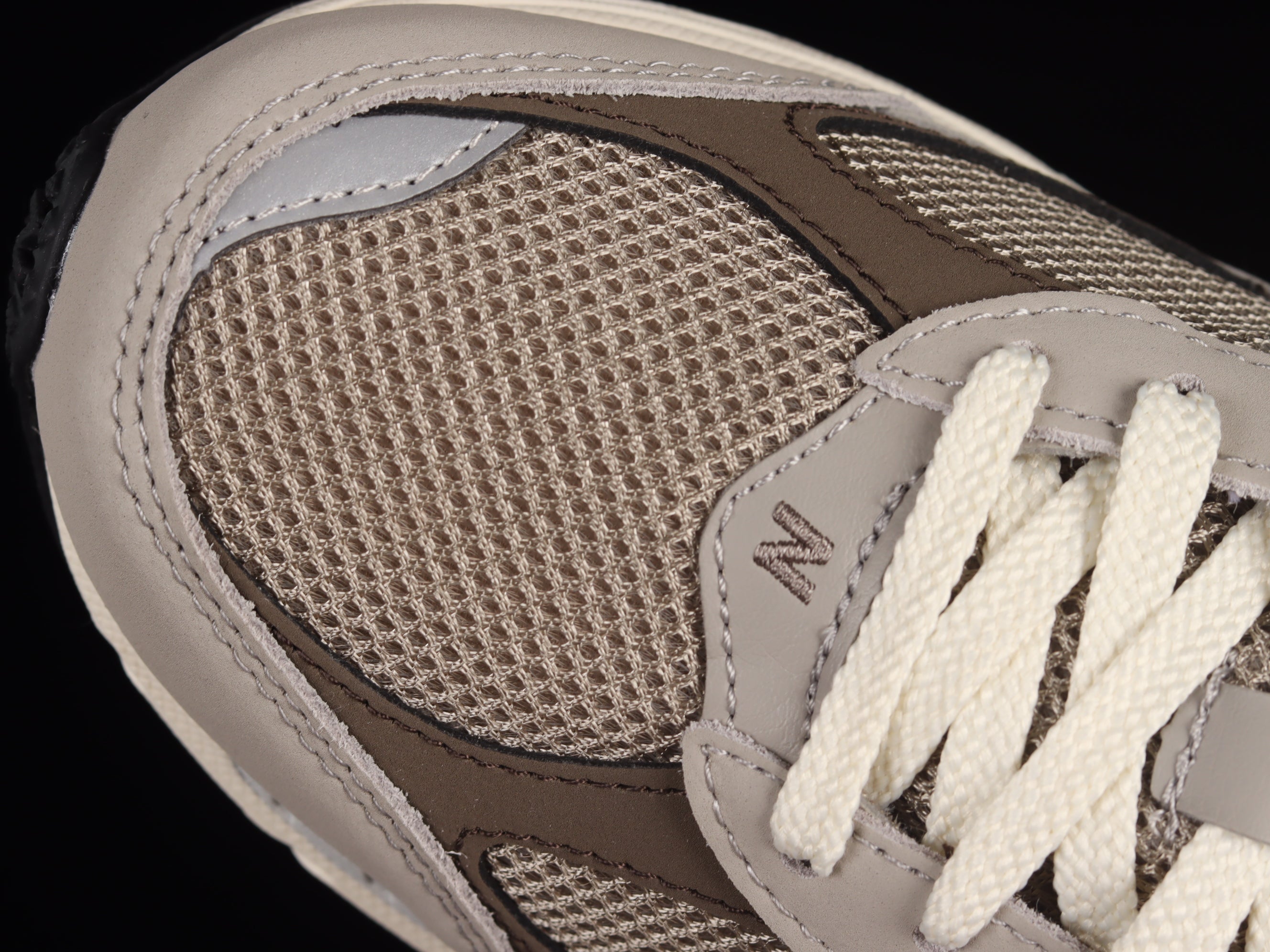 New Balance 2002R - Warm Alpaca