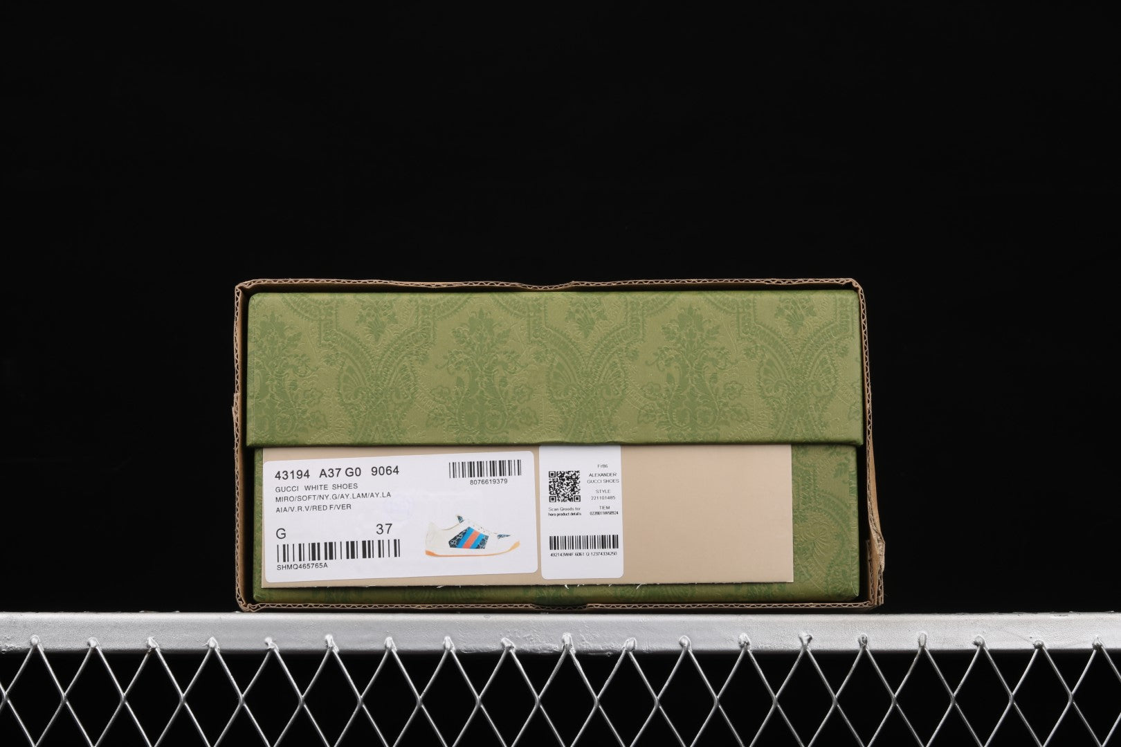 GucciUnisex Screener Sneaker - Dirty Blue/Cream