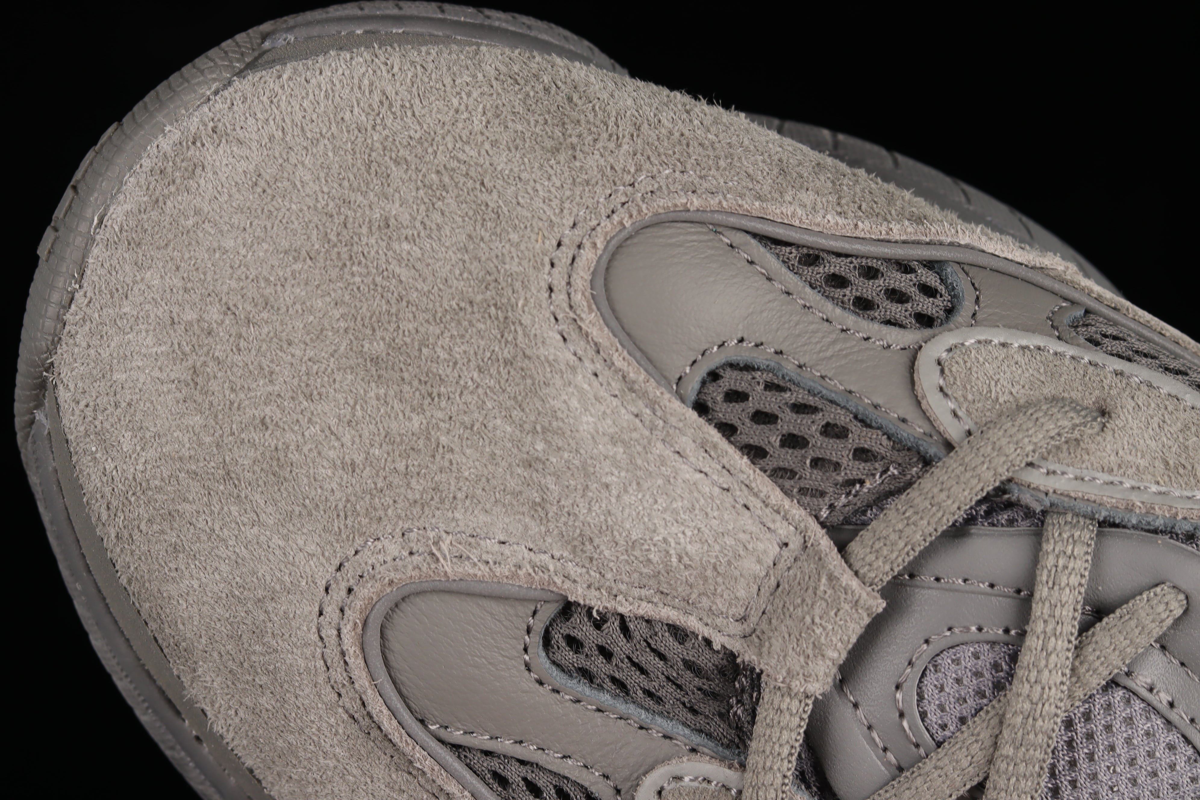 adidasOriginals Yeezy 500 - Granite