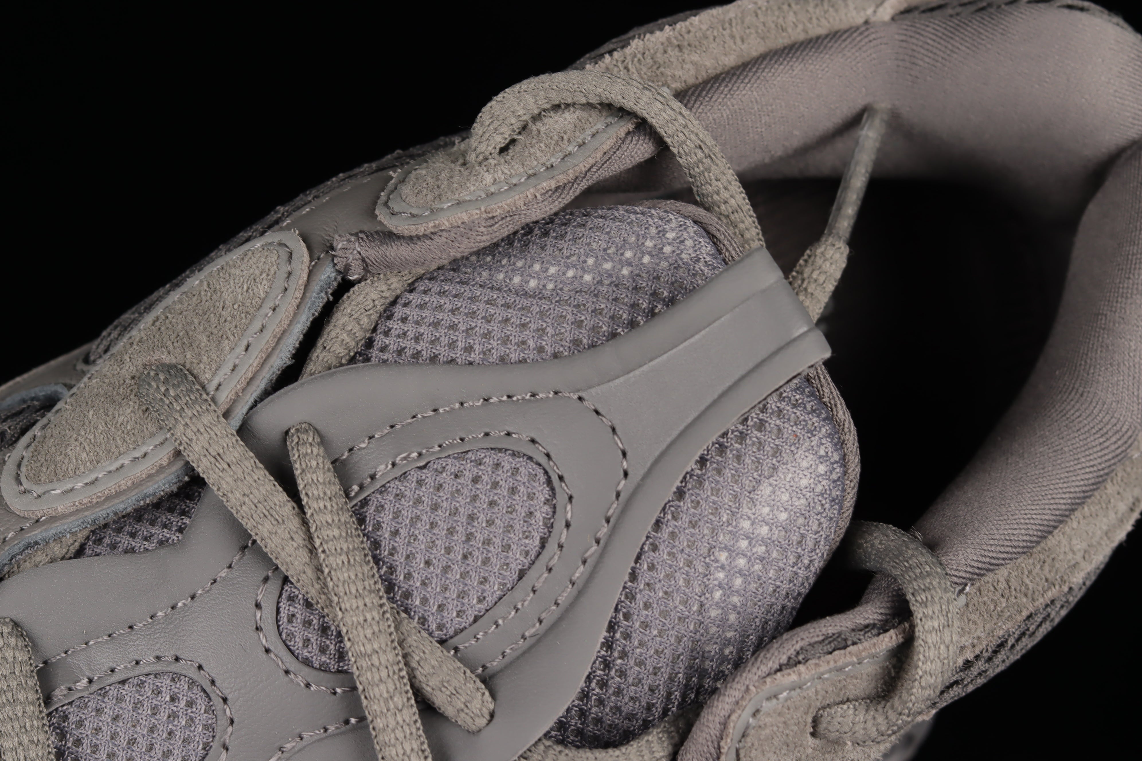 adidasOriginals Yeezy 500 - Granite