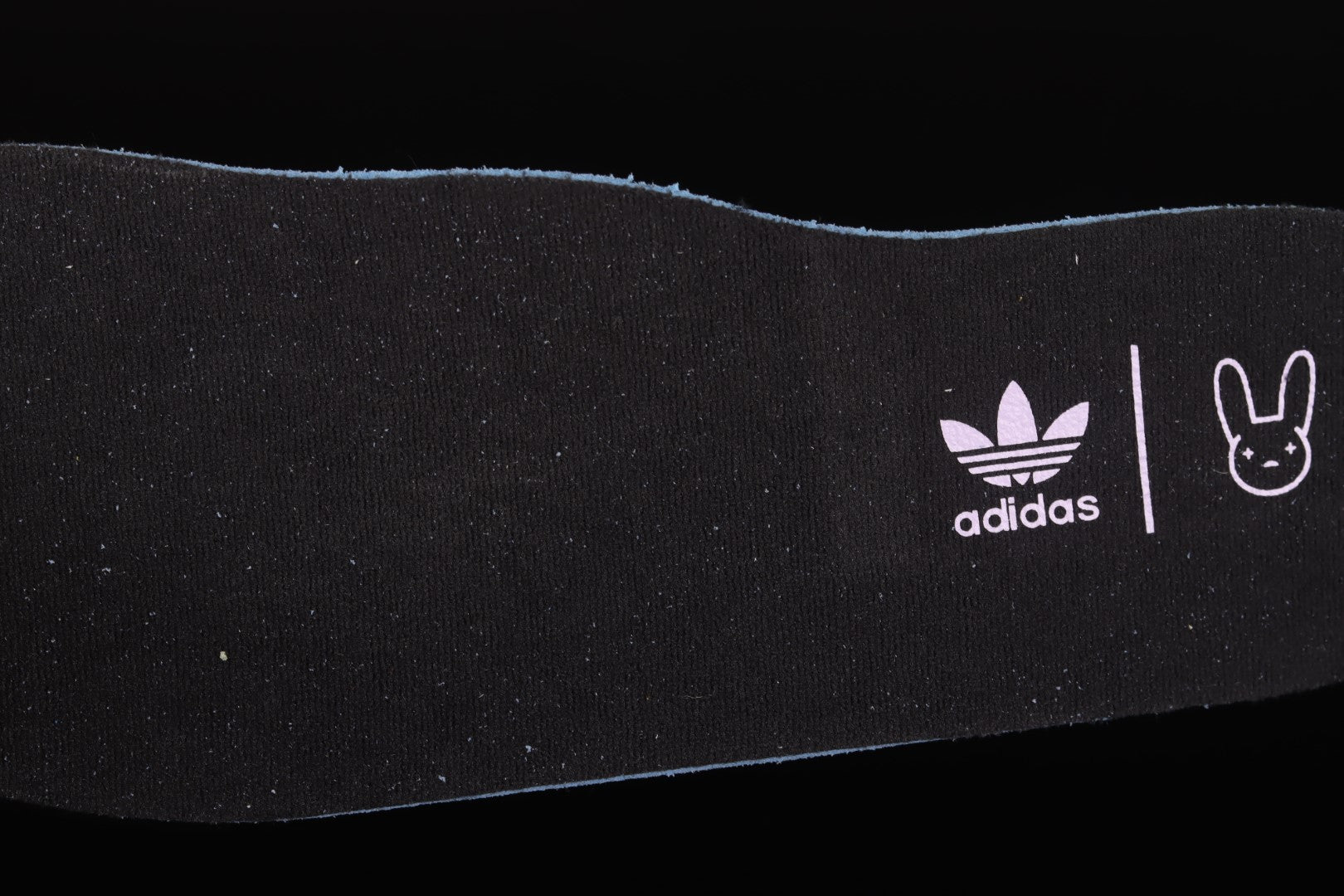 adidasUnisex Bad Bunny - Powerphase Benito