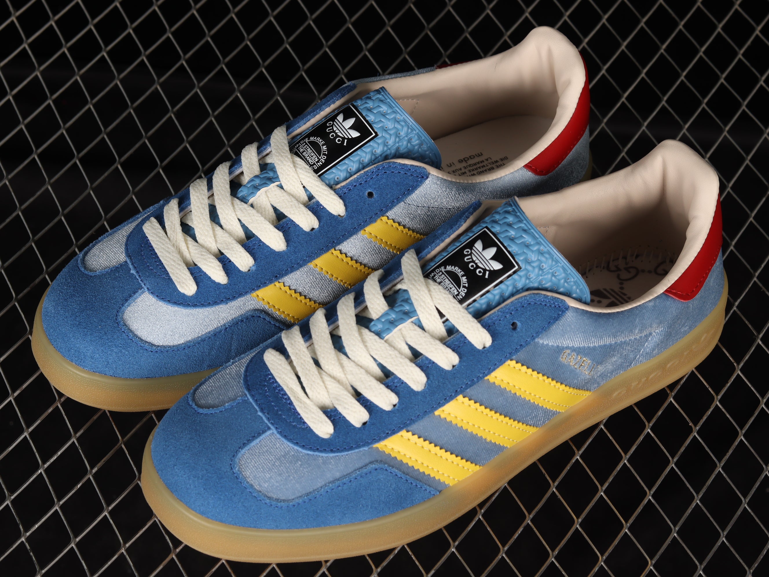 adidasUnisex x Gucci Gazelle Blue