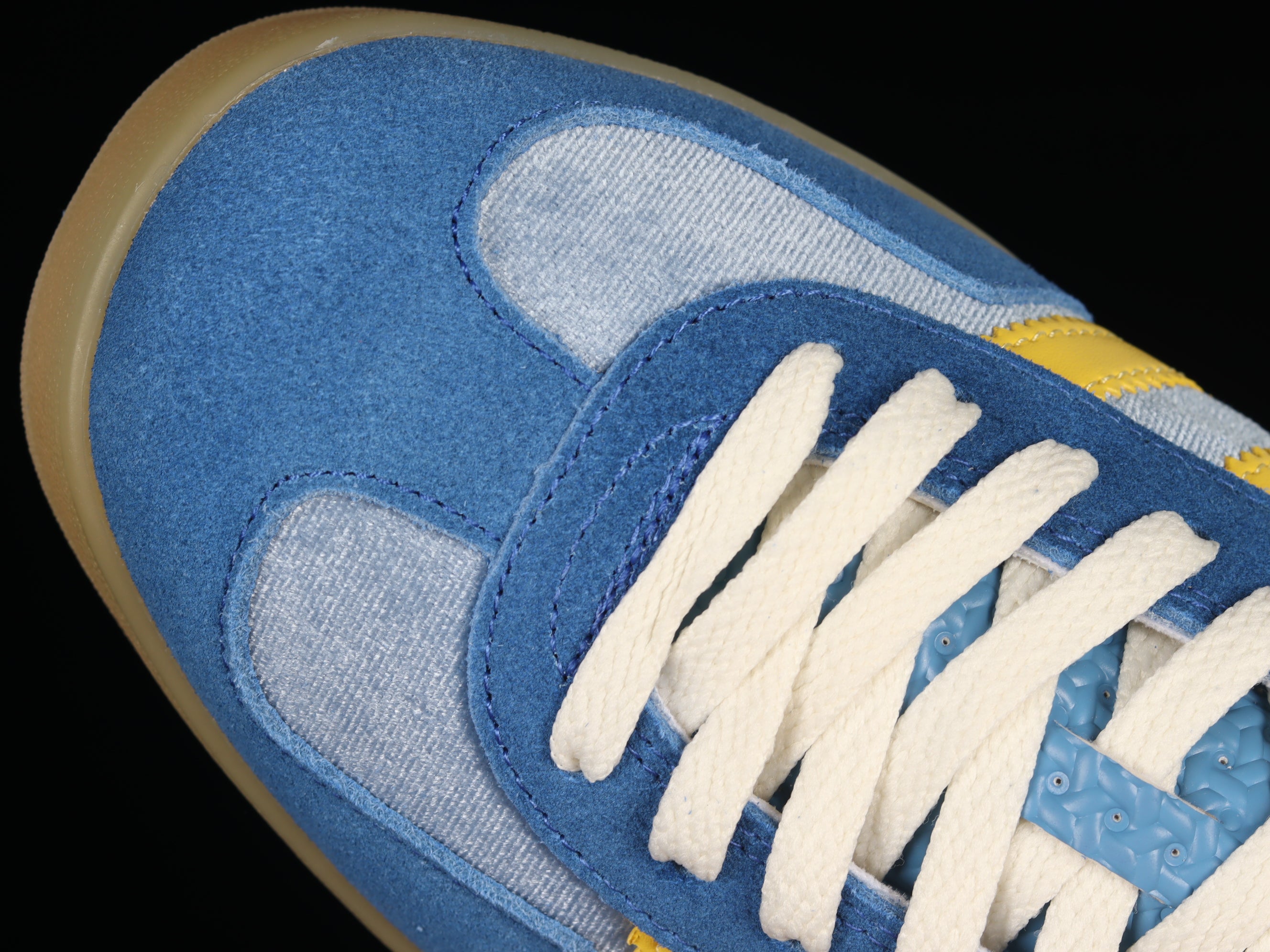 adidasUnisex x Gucci Gazelle Blue