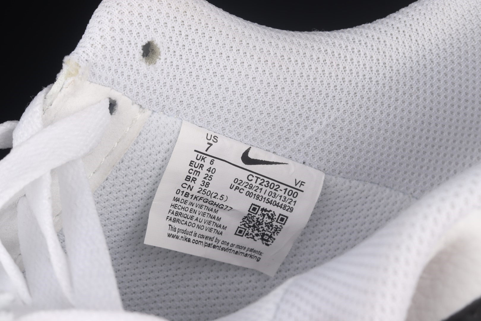 NikeUnisex Air Force 1 AF1 Low Pebbled Leather - "White Black"