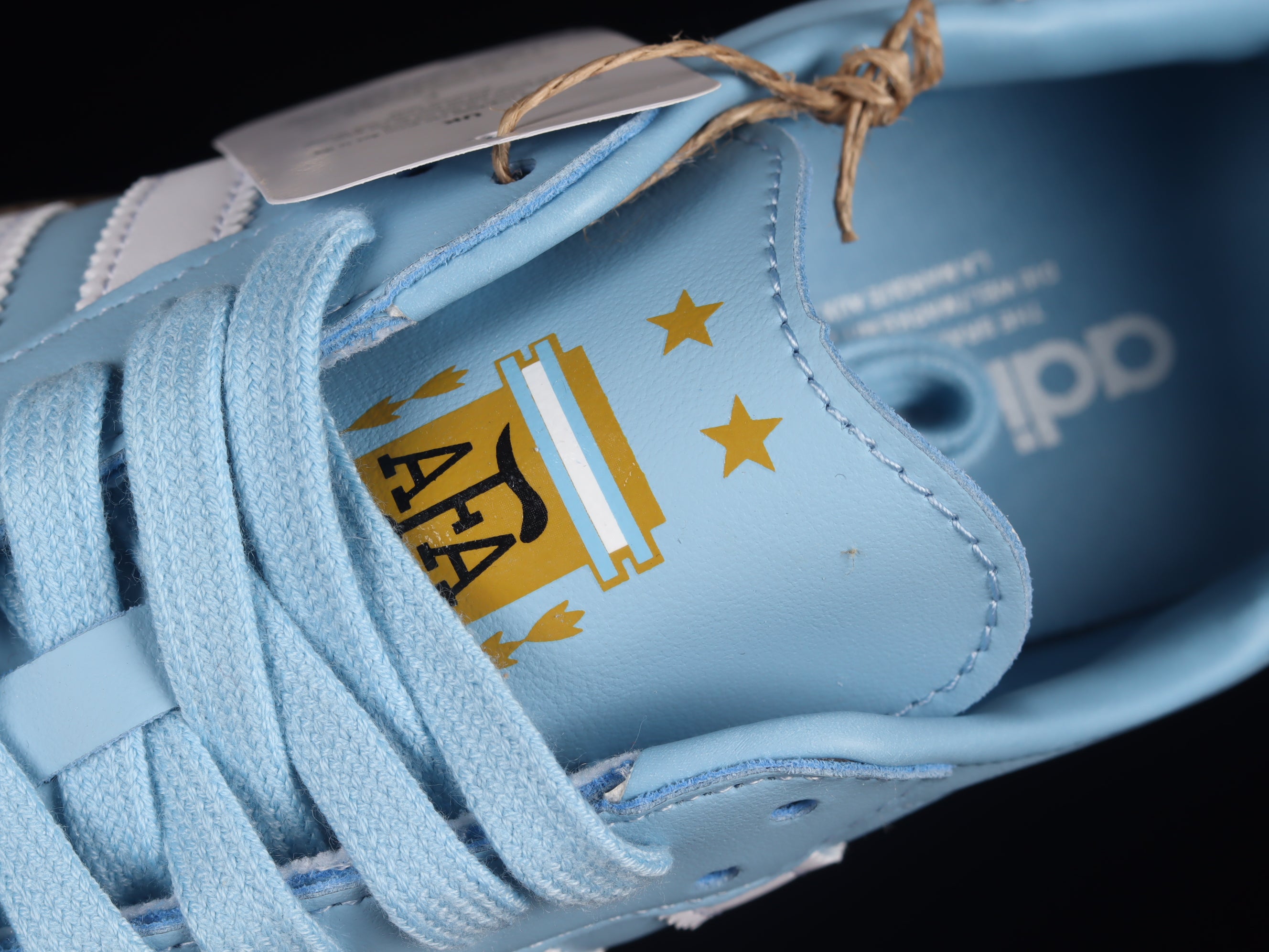 adidasUnisex Samba Team - Argentina