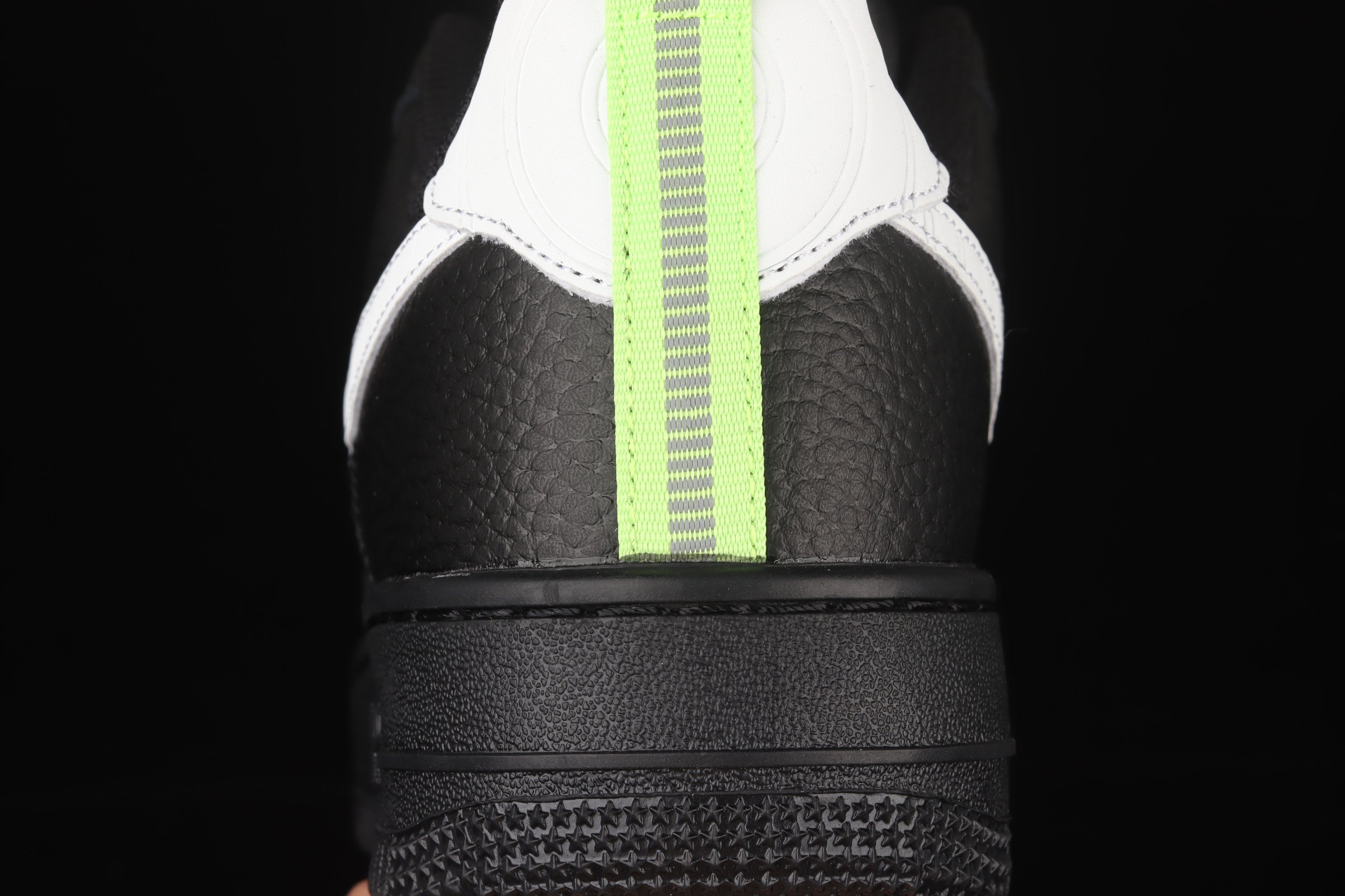 NikeUnisex Air Force 1 AF1 Low Pivot Point - Black