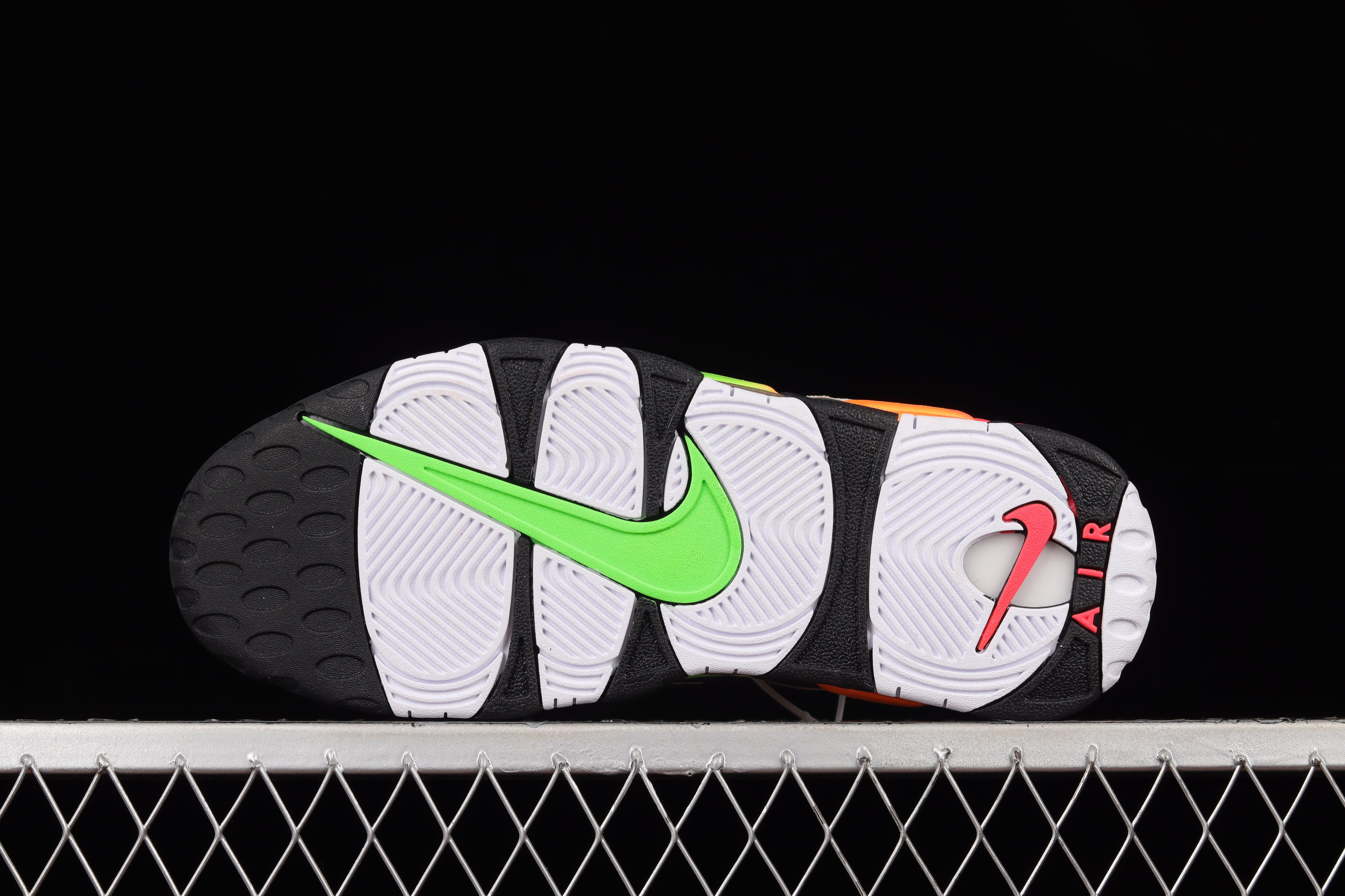 NikeMens Air More Uptempo - Gradient Midsoles