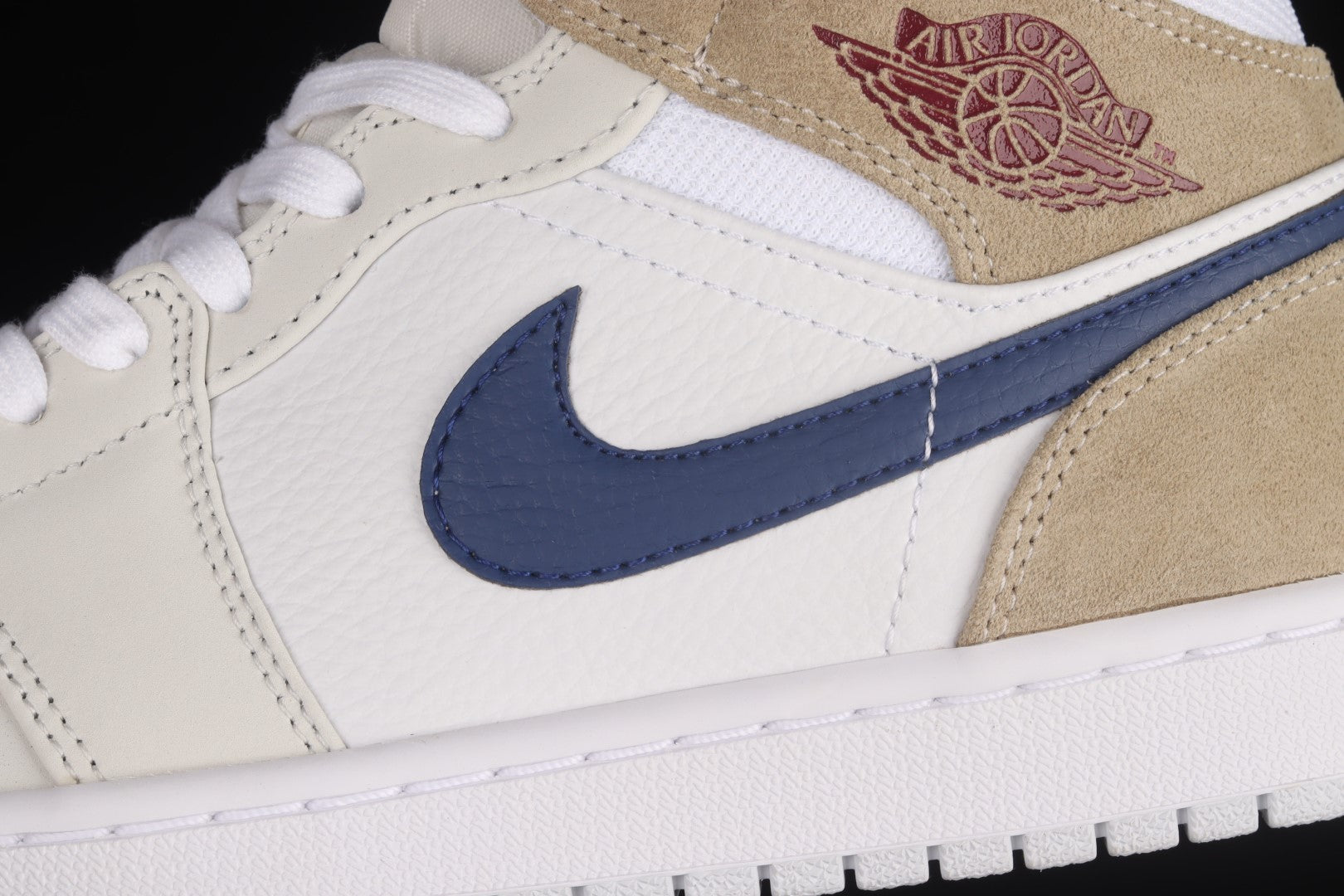 Air Jordan 1 AJ1 Mid - Tan Suede