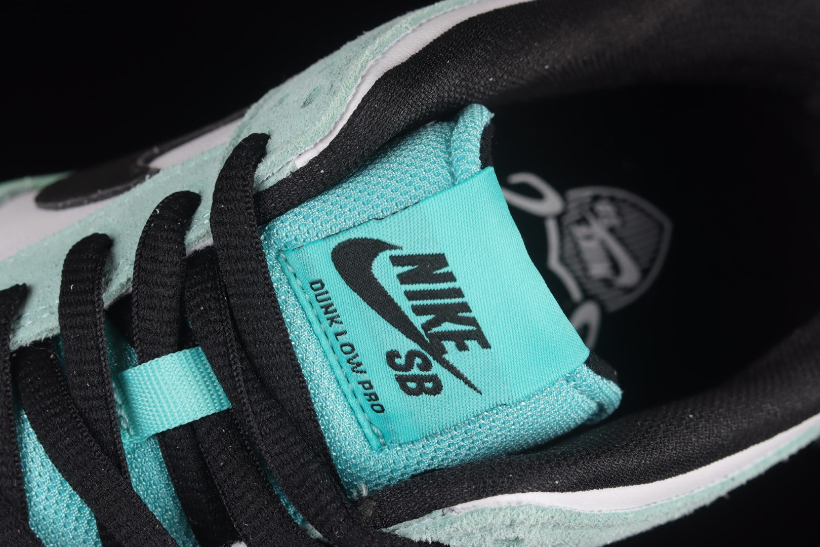 NikeUnisex SB Dunk Low - Sea Crystal