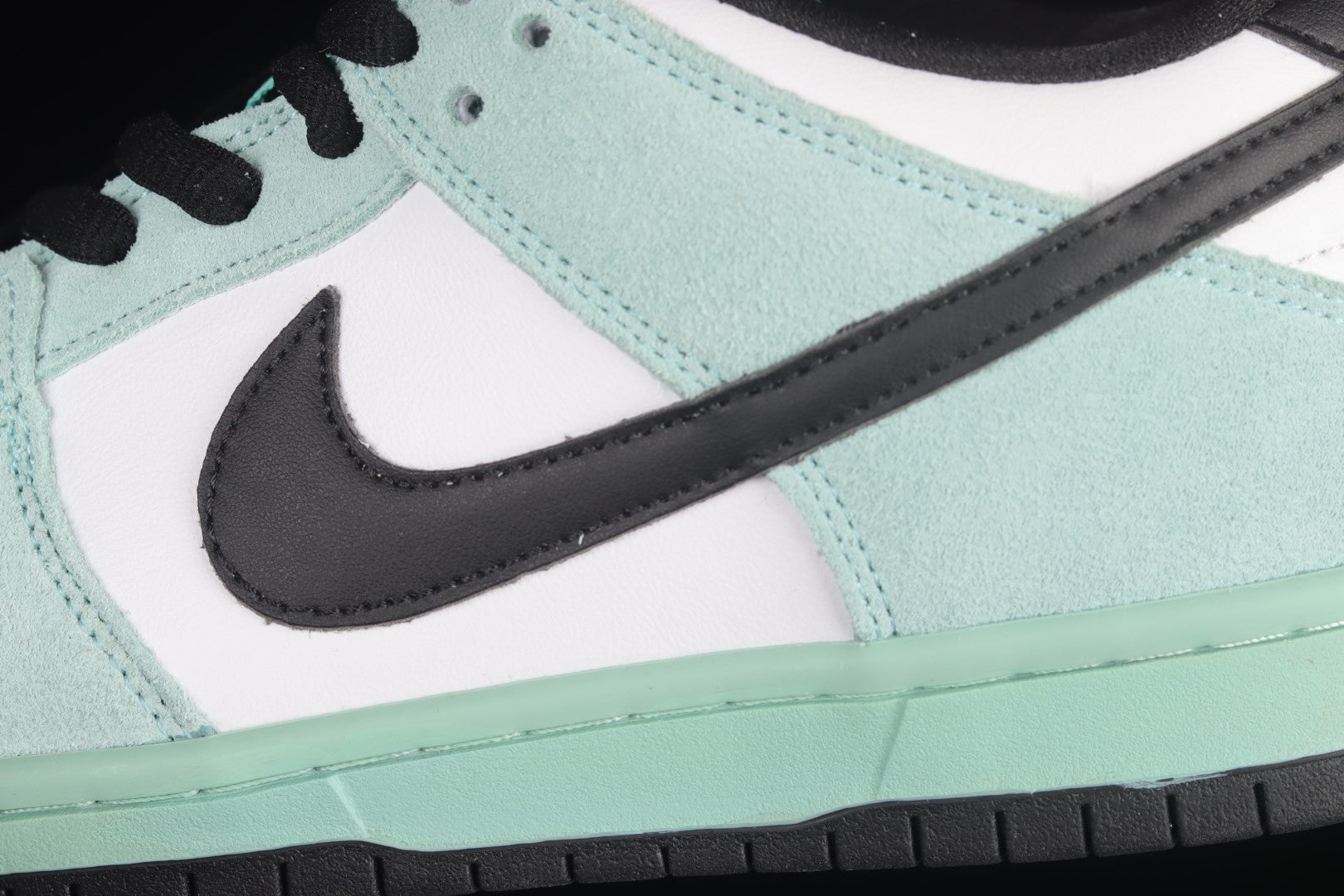 NikeUnisex SB Dunk Low - Sea Crystal
