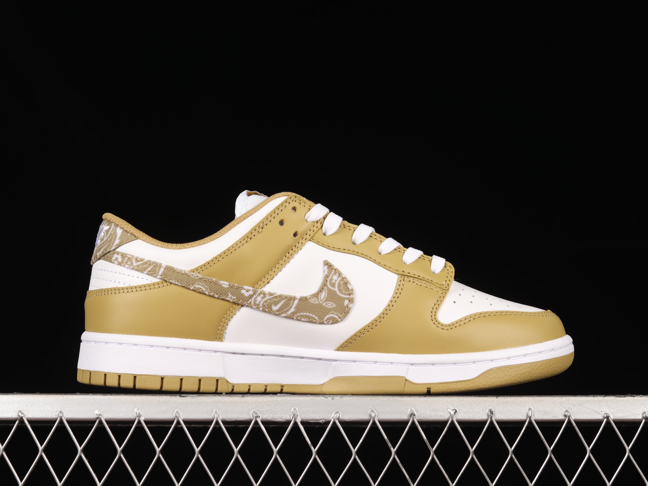 NikeMens Dunk Low Essential - Paisley Pack Barley