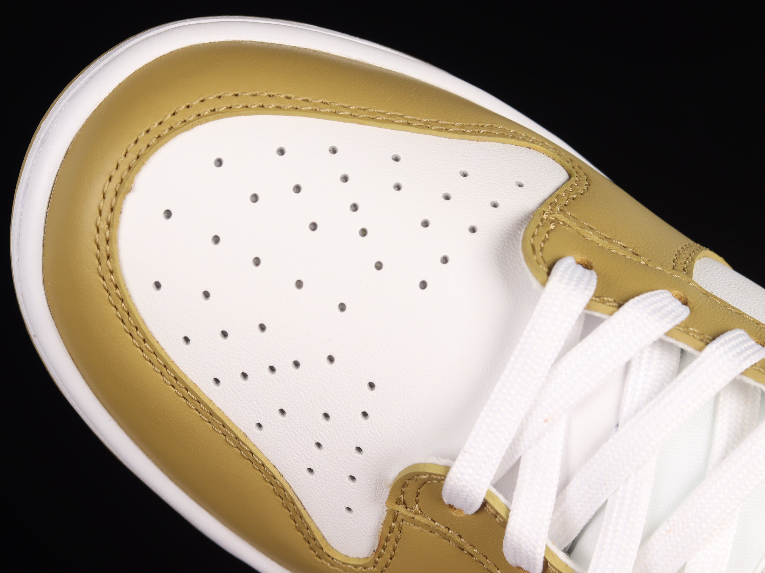 NikeMens Dunk Low Essential - Paisley Pack Barley