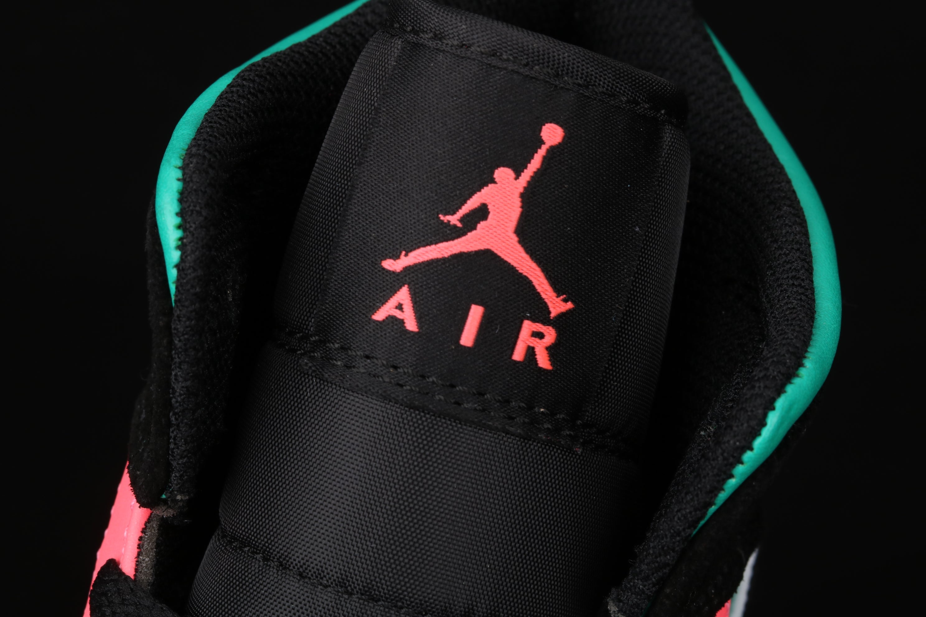 Air Jordan 1 AJ1 Mid - South Beach