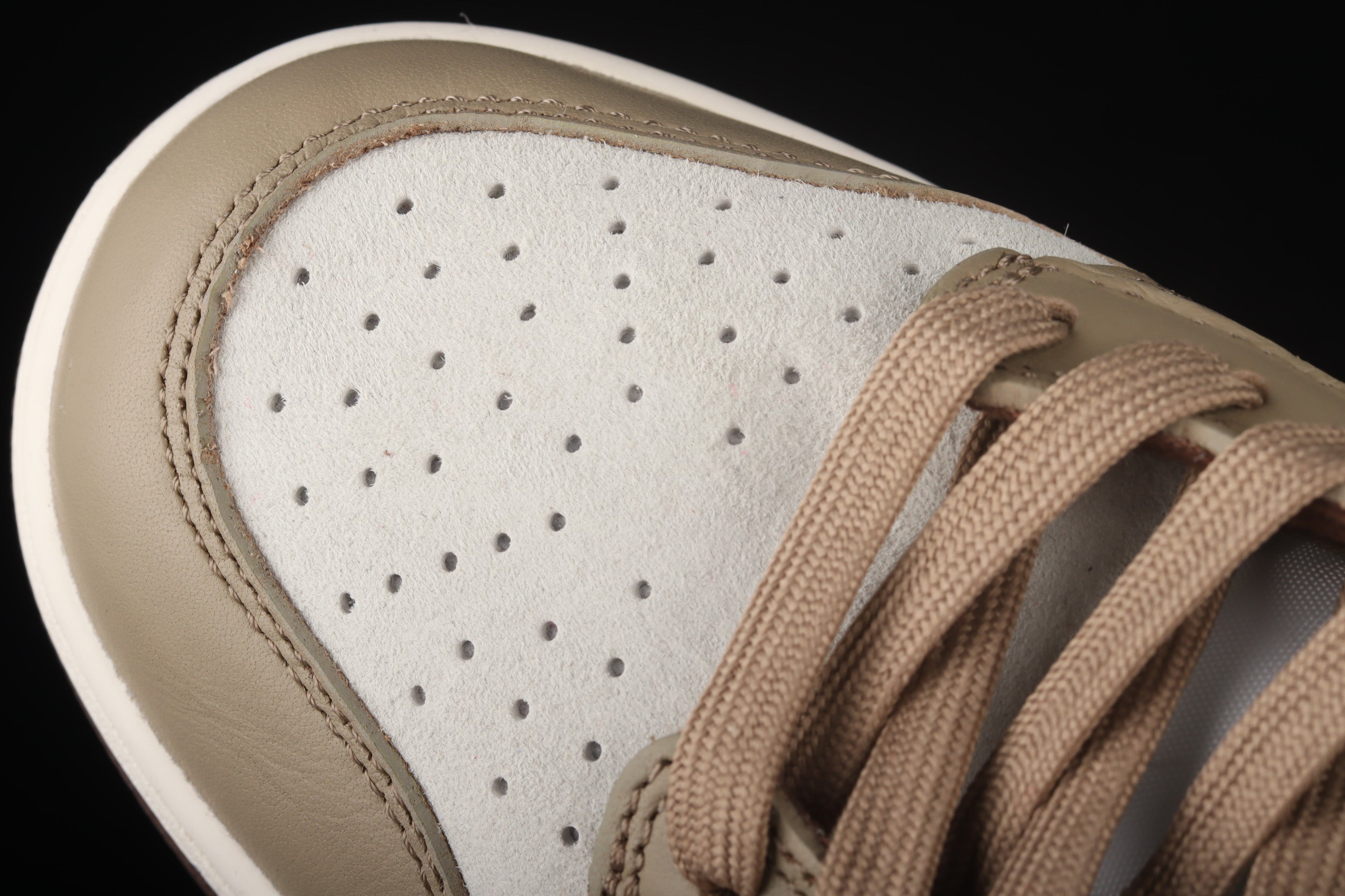 NikeUnisex Dunk High - Light Chocolate