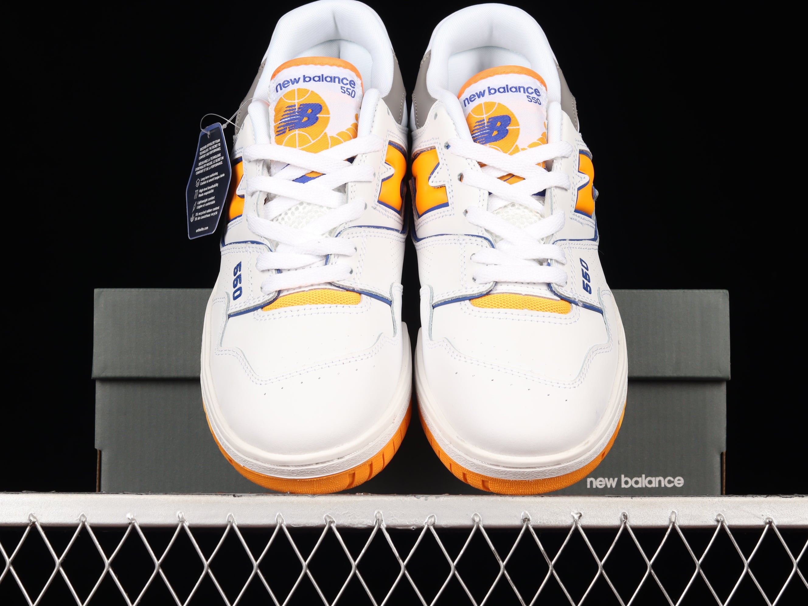 New Balance 550 - White/Vibrant Orange