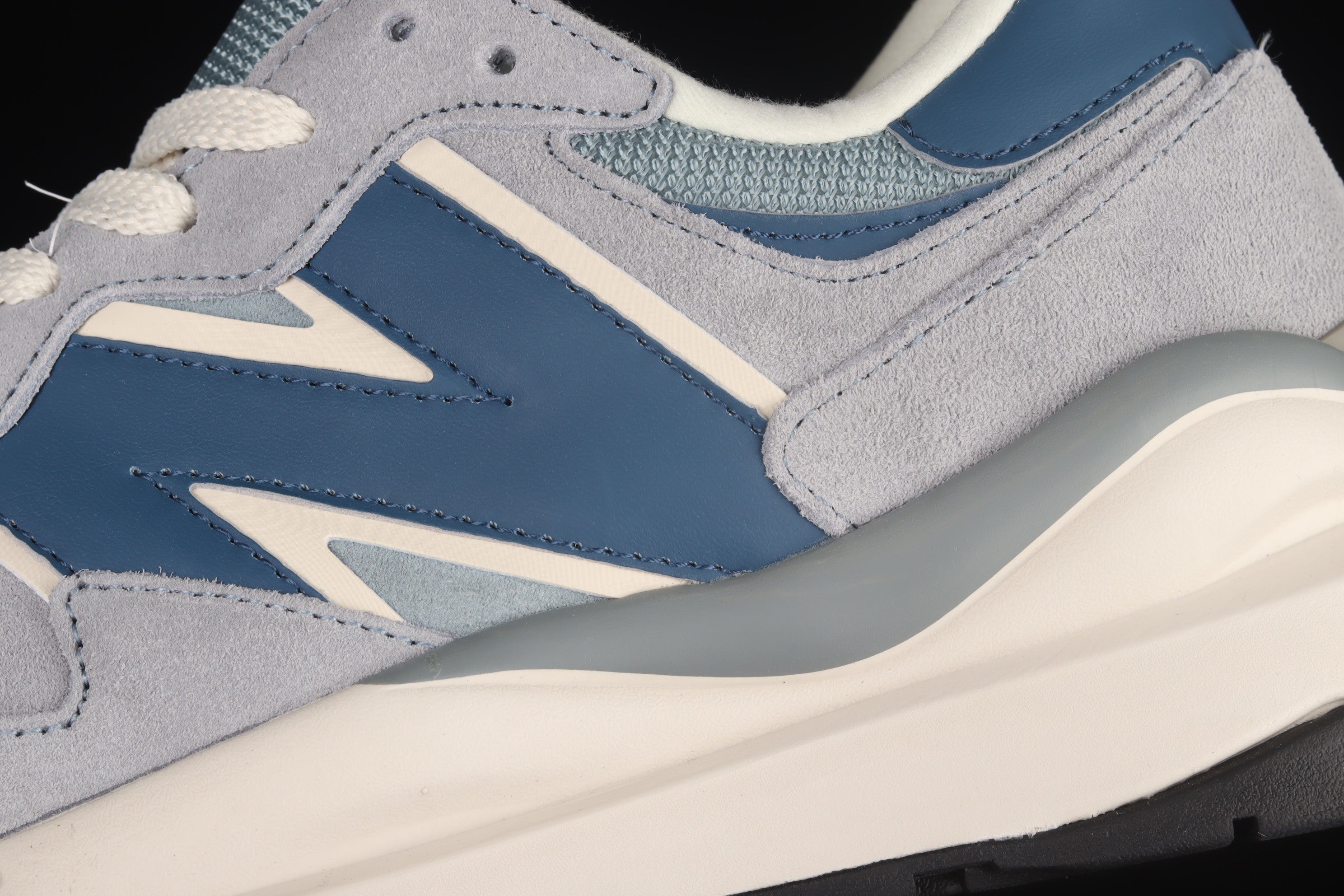 New Balance 5740 - Eclipse