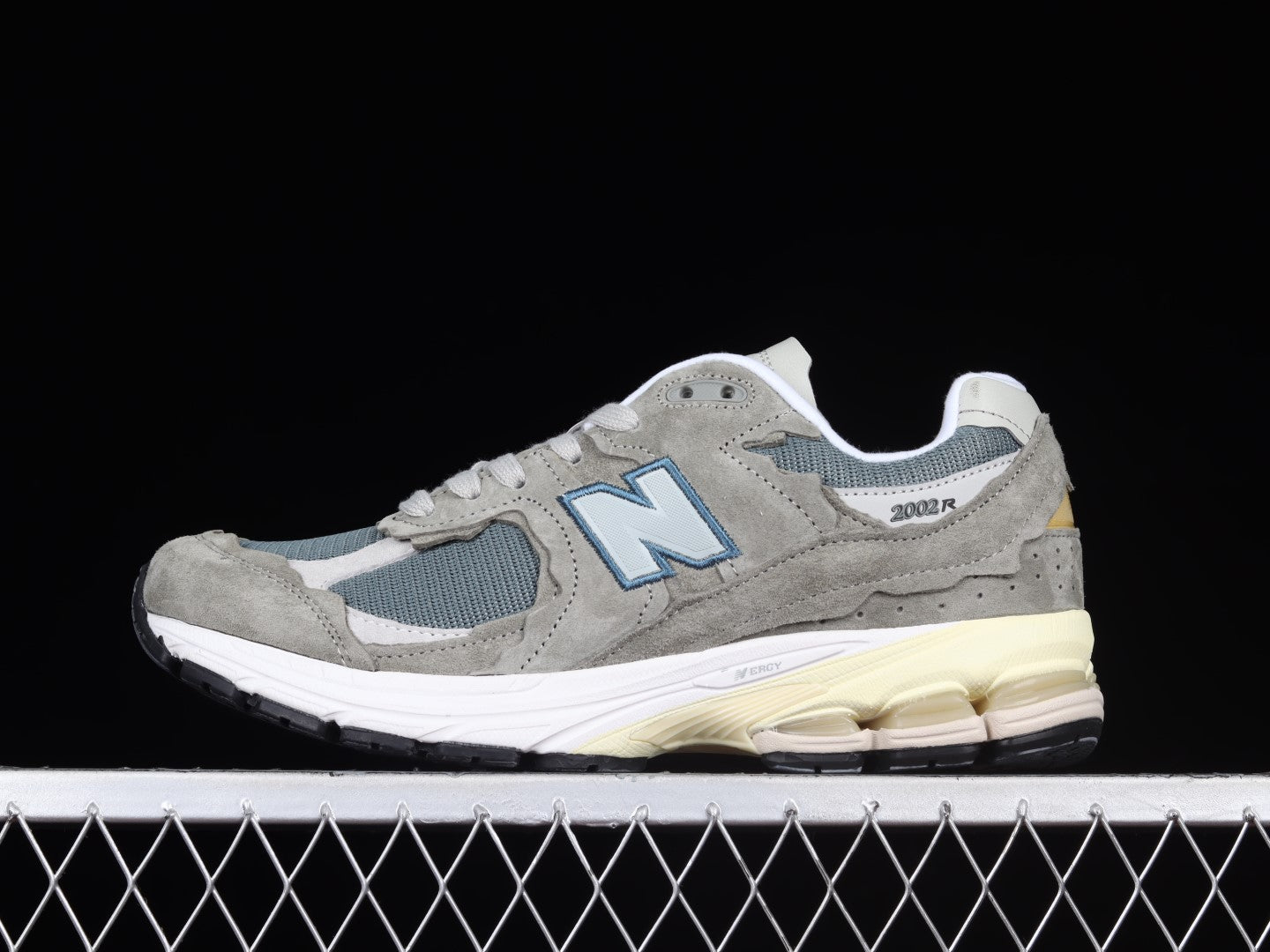 New Balance 2002R - Protection Pack - Mirage Grey