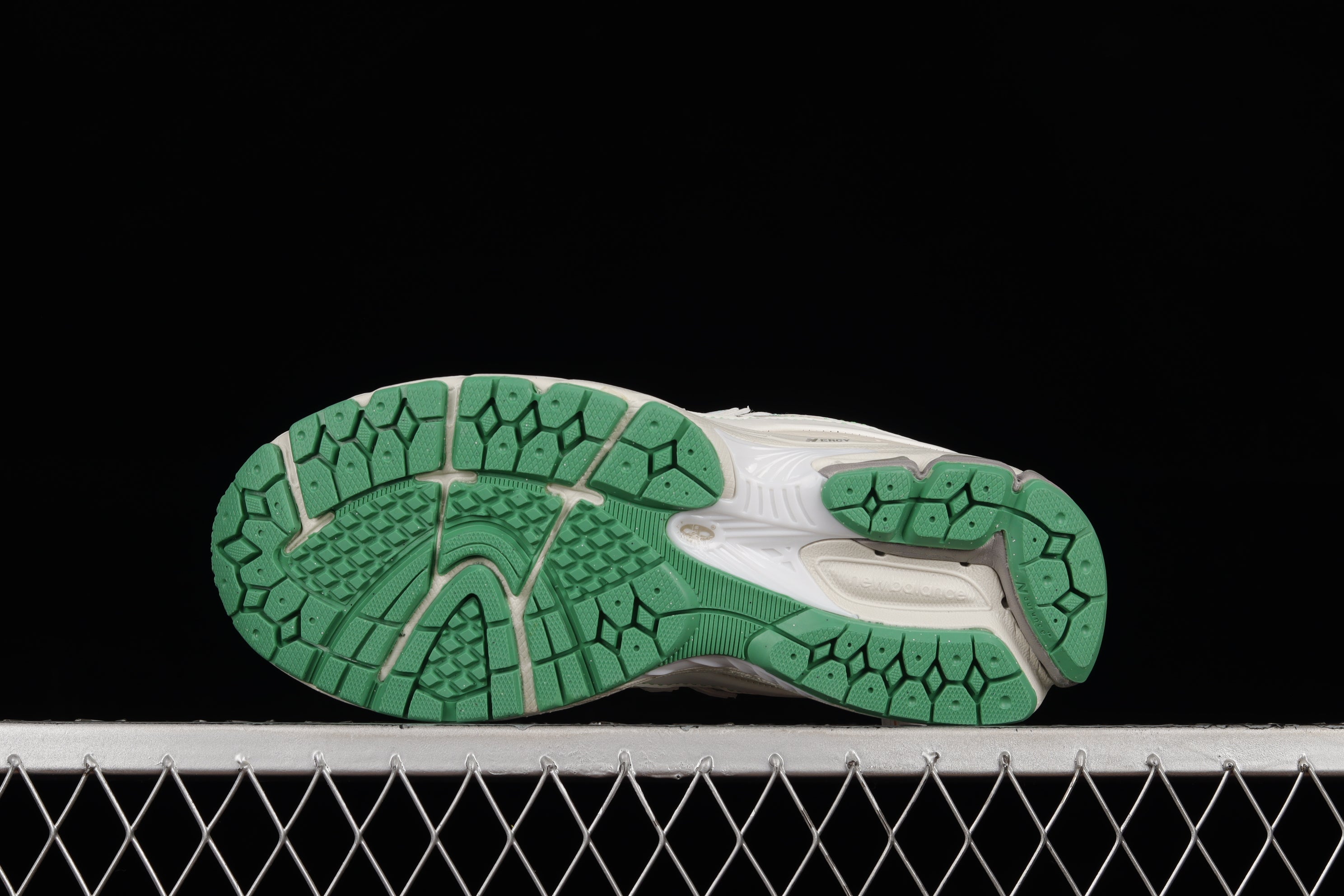 GANNI x New Balance 2002R - Turtledove