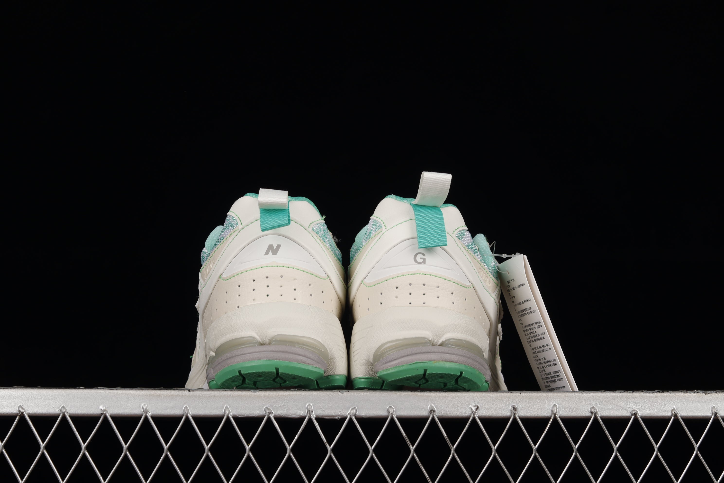 GANNI x New Balance 2002R - Turtledove