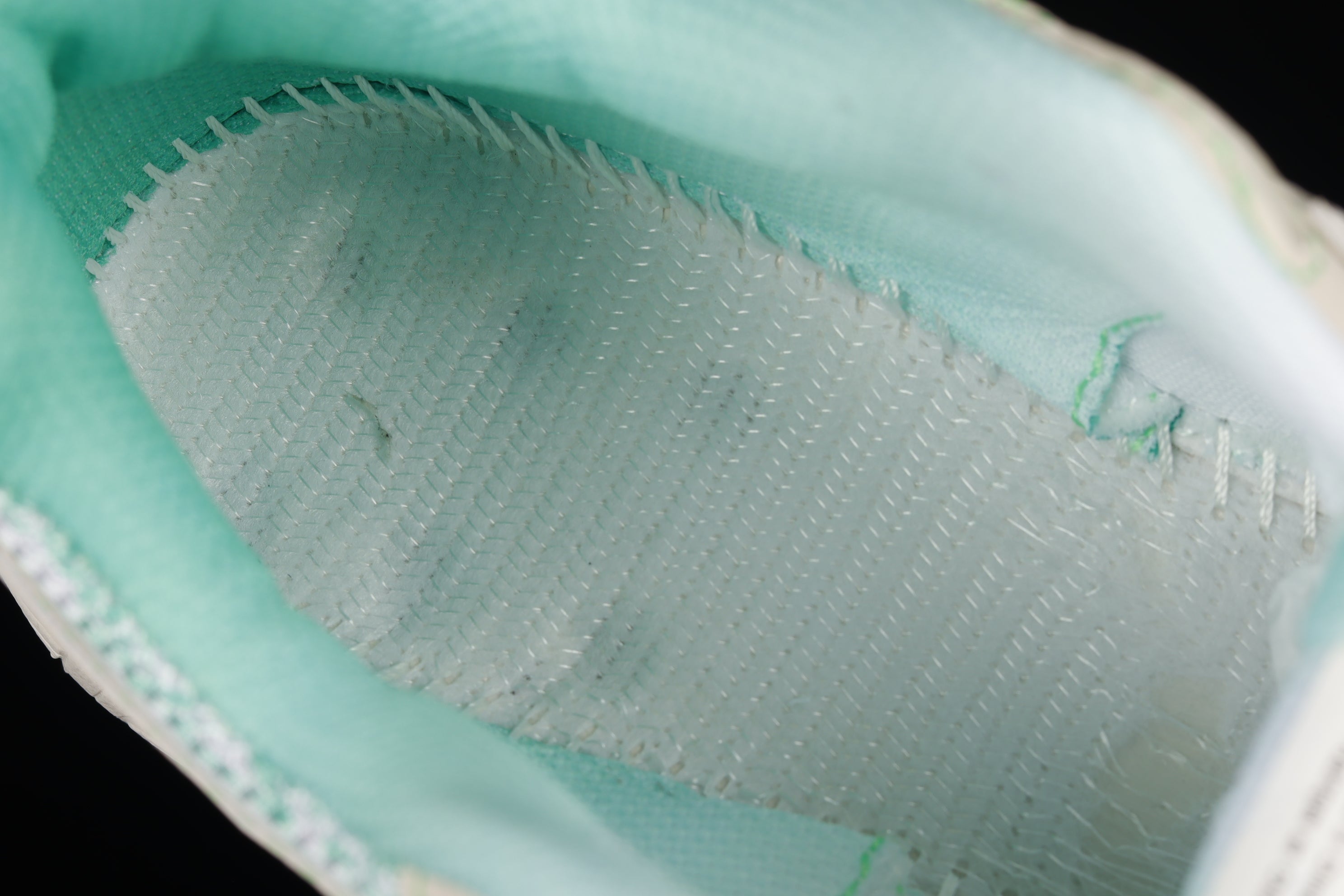 GANNI x New Balance 2002R - Turtledove