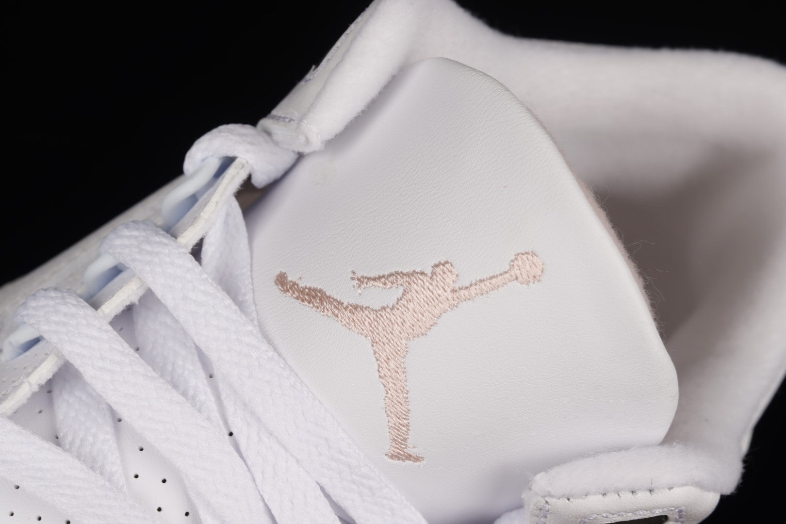 Air Jordan 3 AJ3 Retro - Neapolitan Dark Mocha