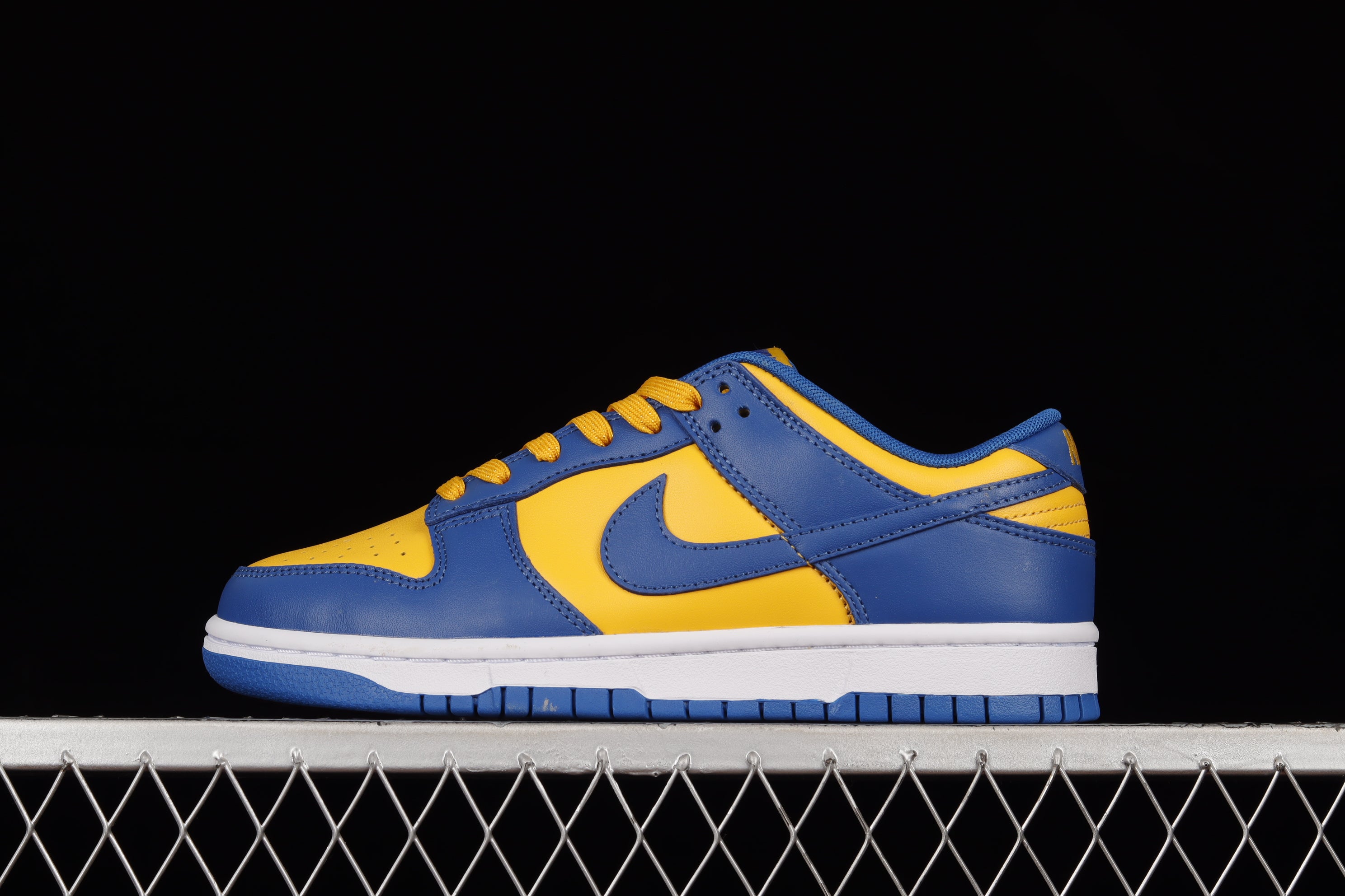 NikeMens Dunk Low - UCLA