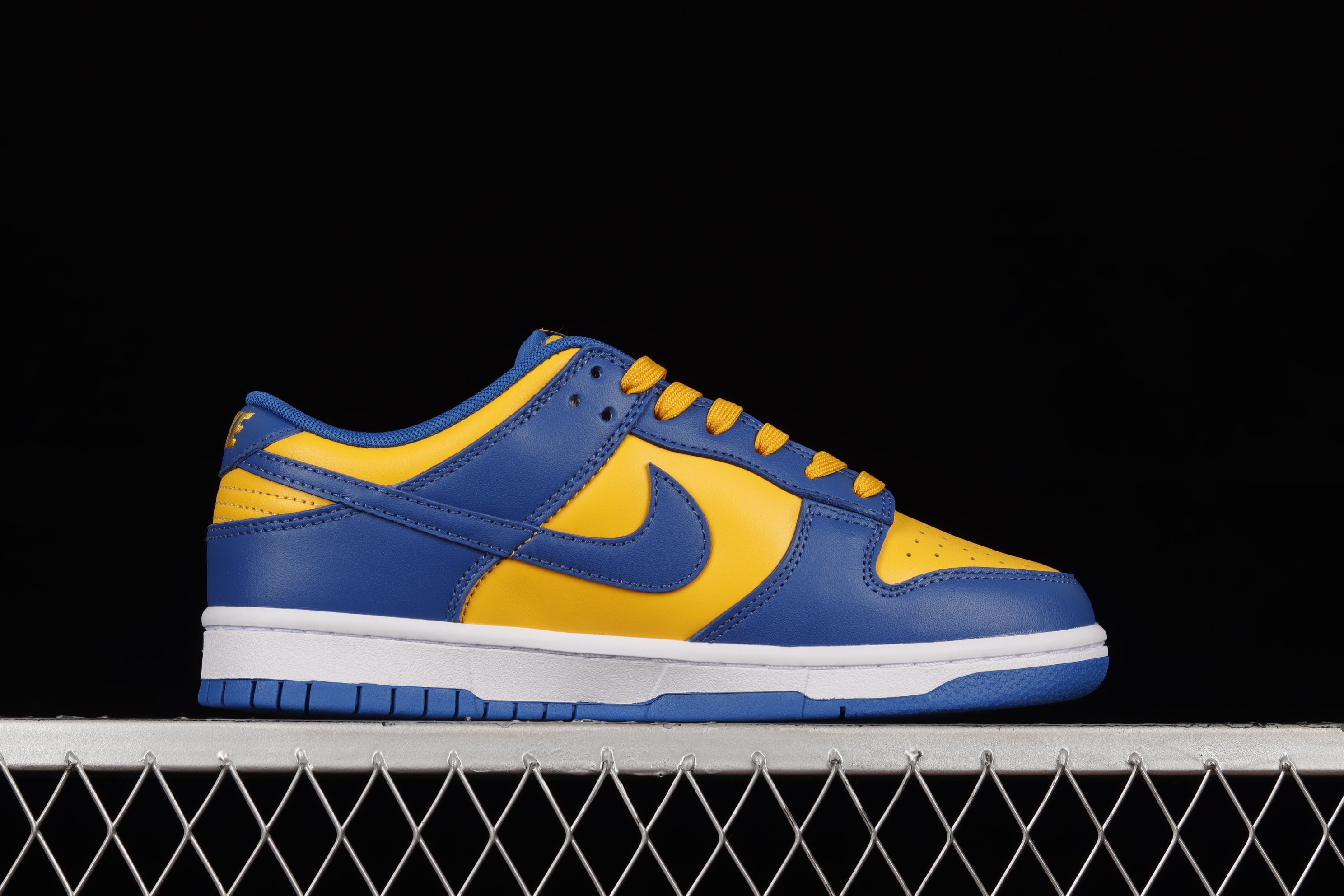NikeMens Dunk Low - UCLA