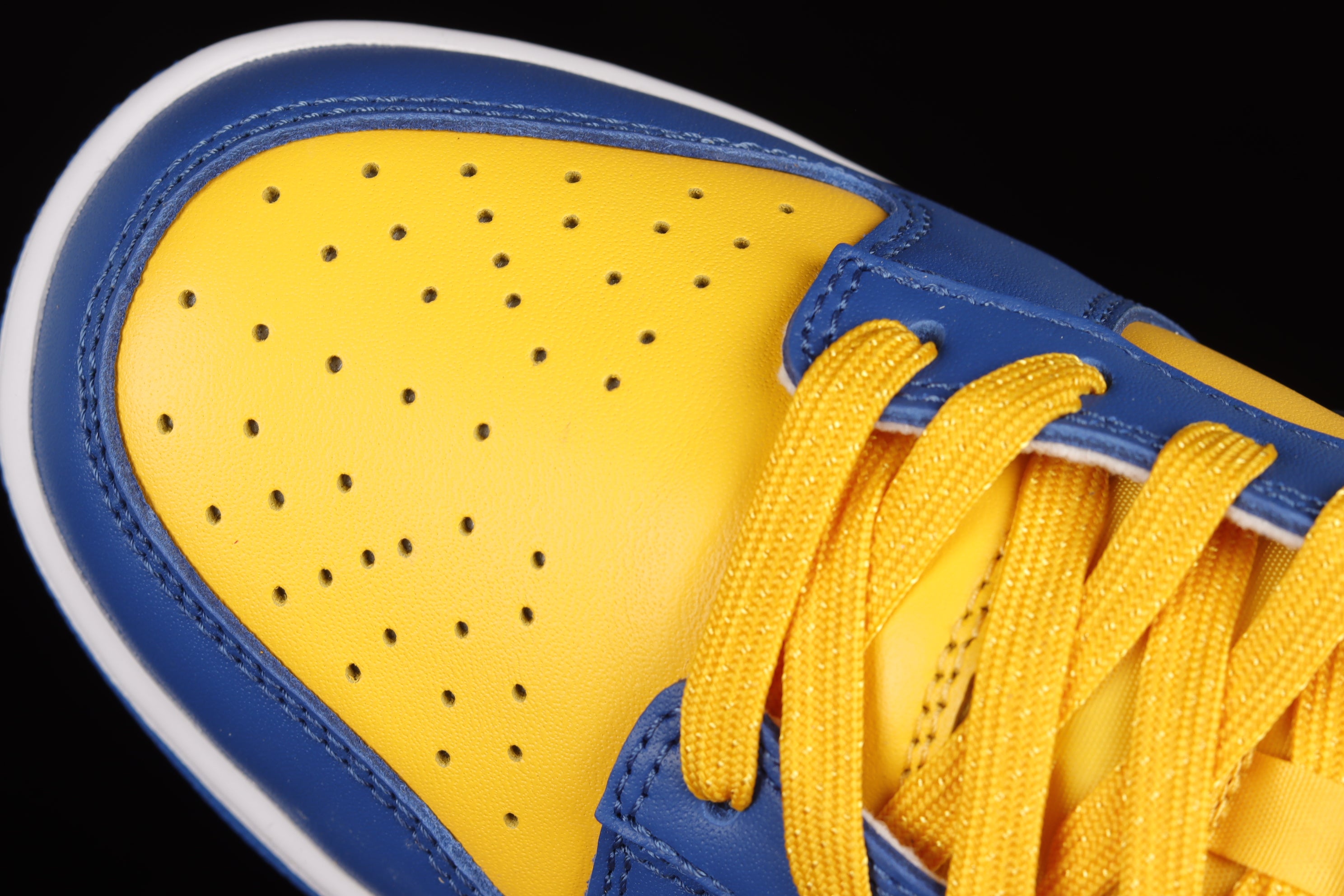 NikeMens Dunk Low - UCLA