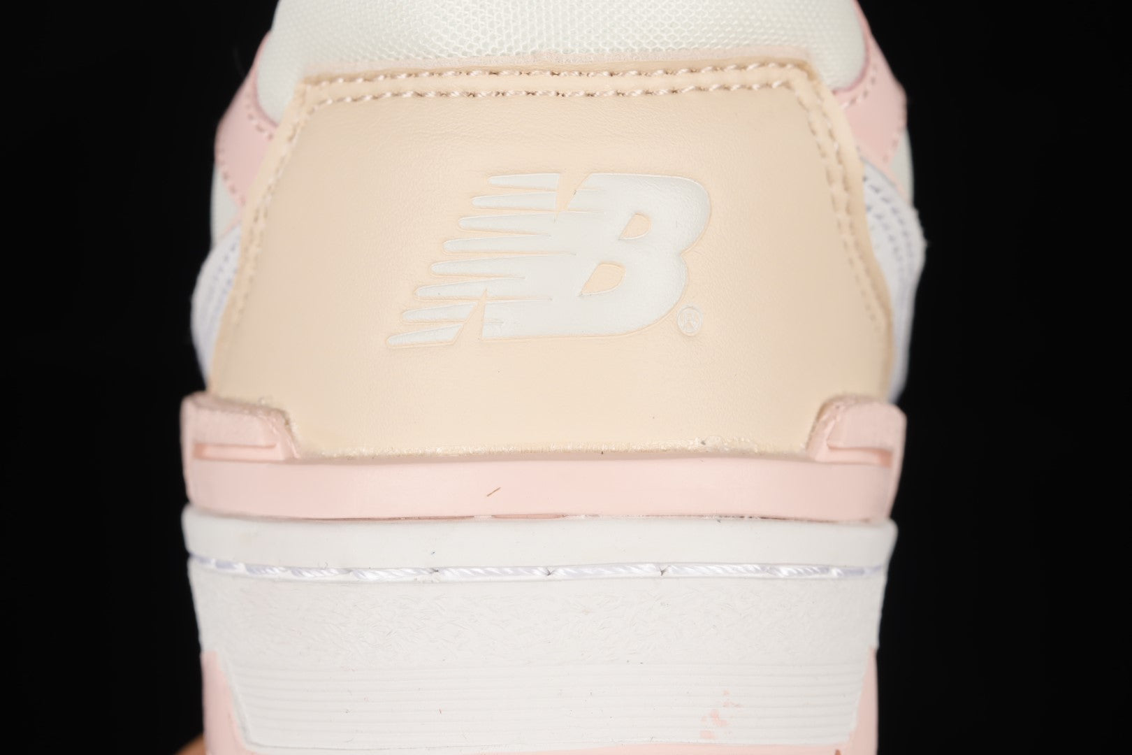 New Balance 550 - White/Pink