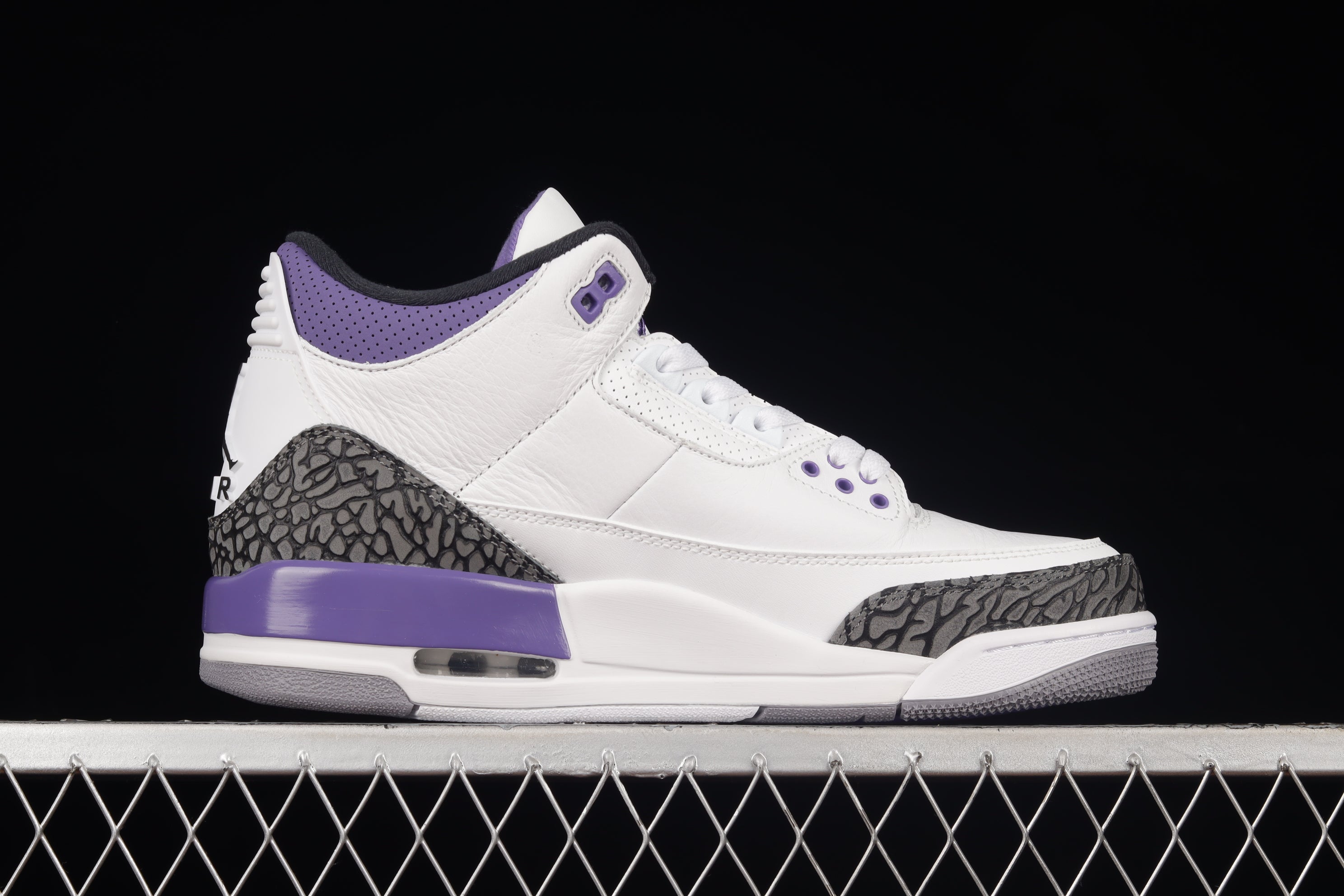 Air Jordan 3 AJ3 Retro - Dark Iris