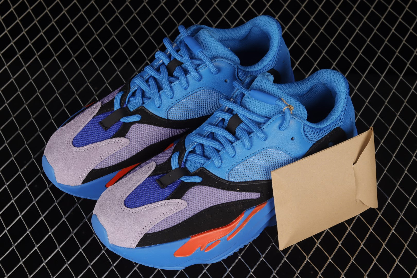adidasUnisex Yeezy Boost 700 - Hi-Res Blue