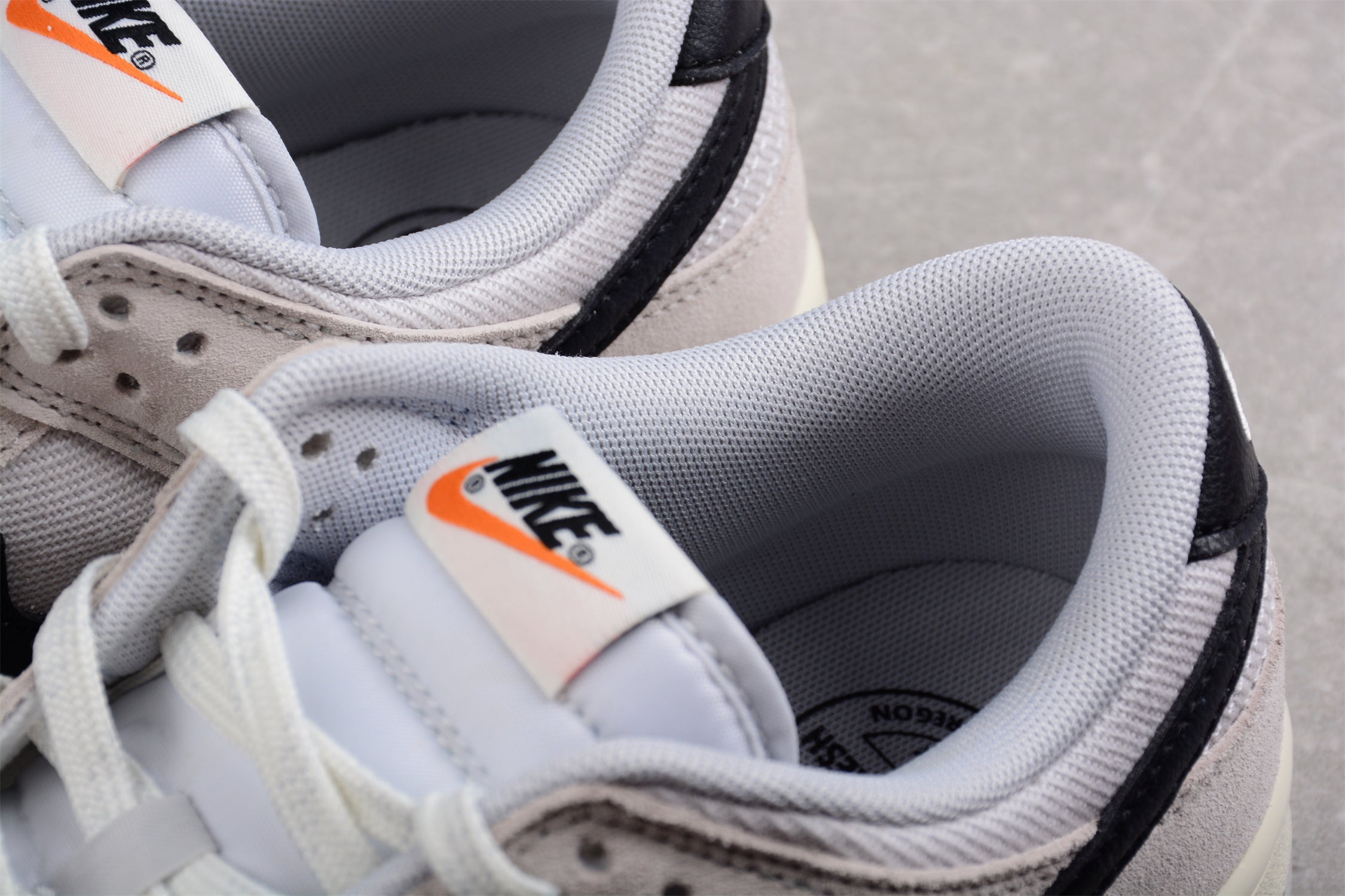 NikeMens Dunk Low - Certified Fresh