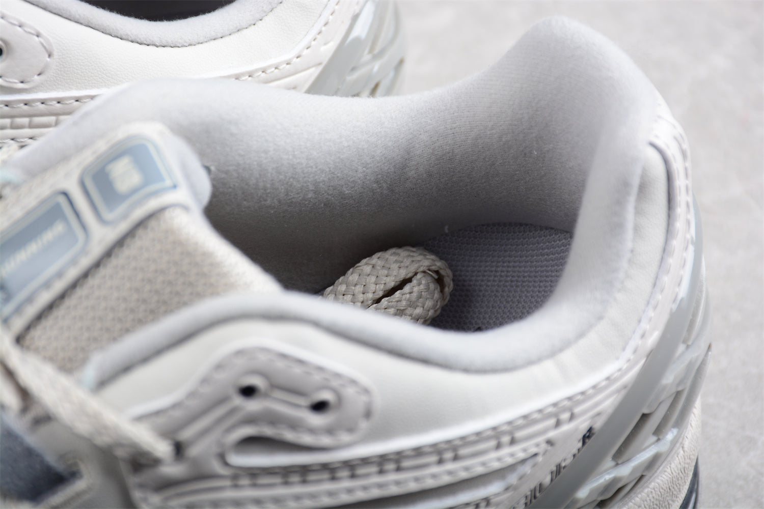 New Balance 1906R - White/Grey