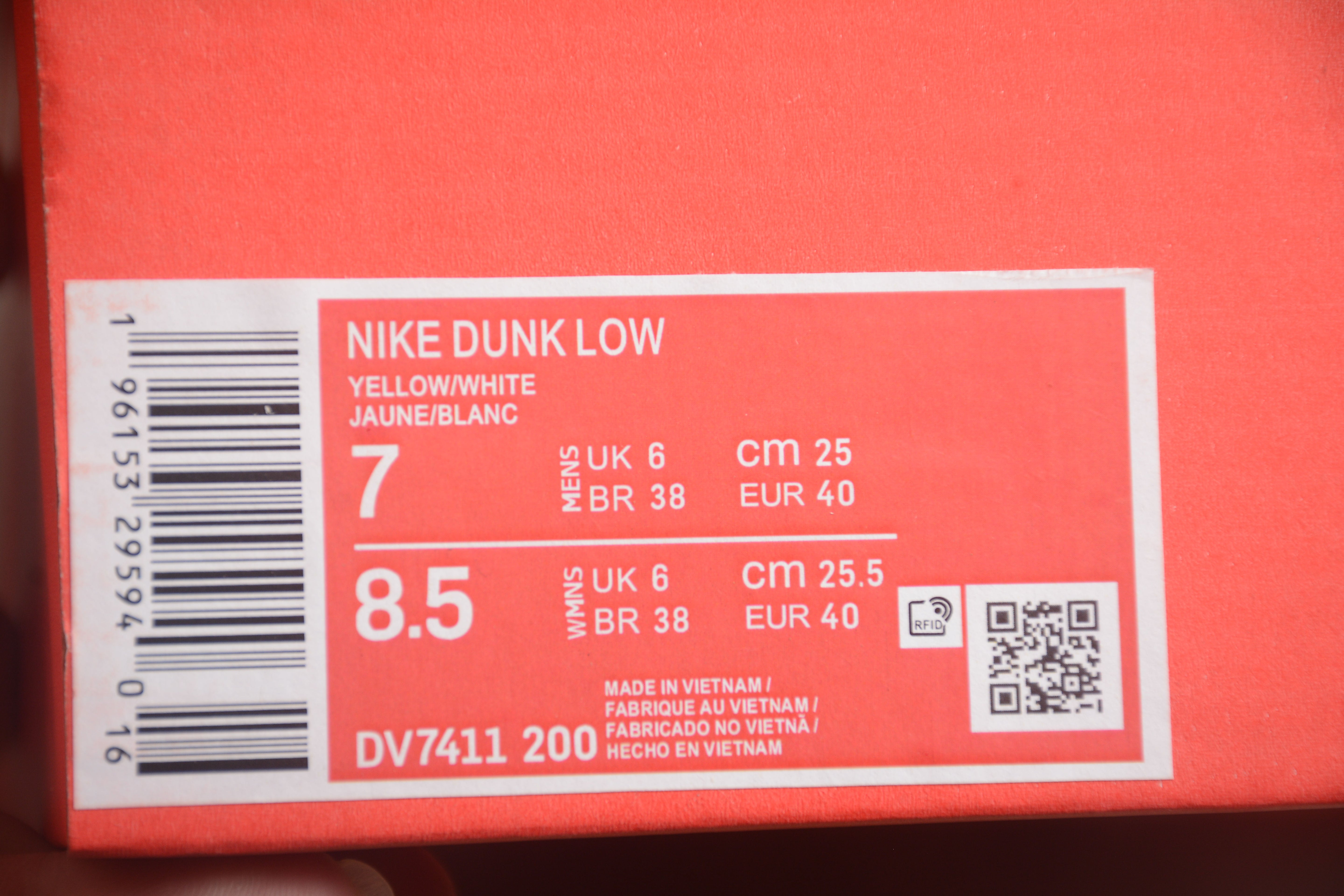 NikeMens Sb Dunk Low - Celestial Gold