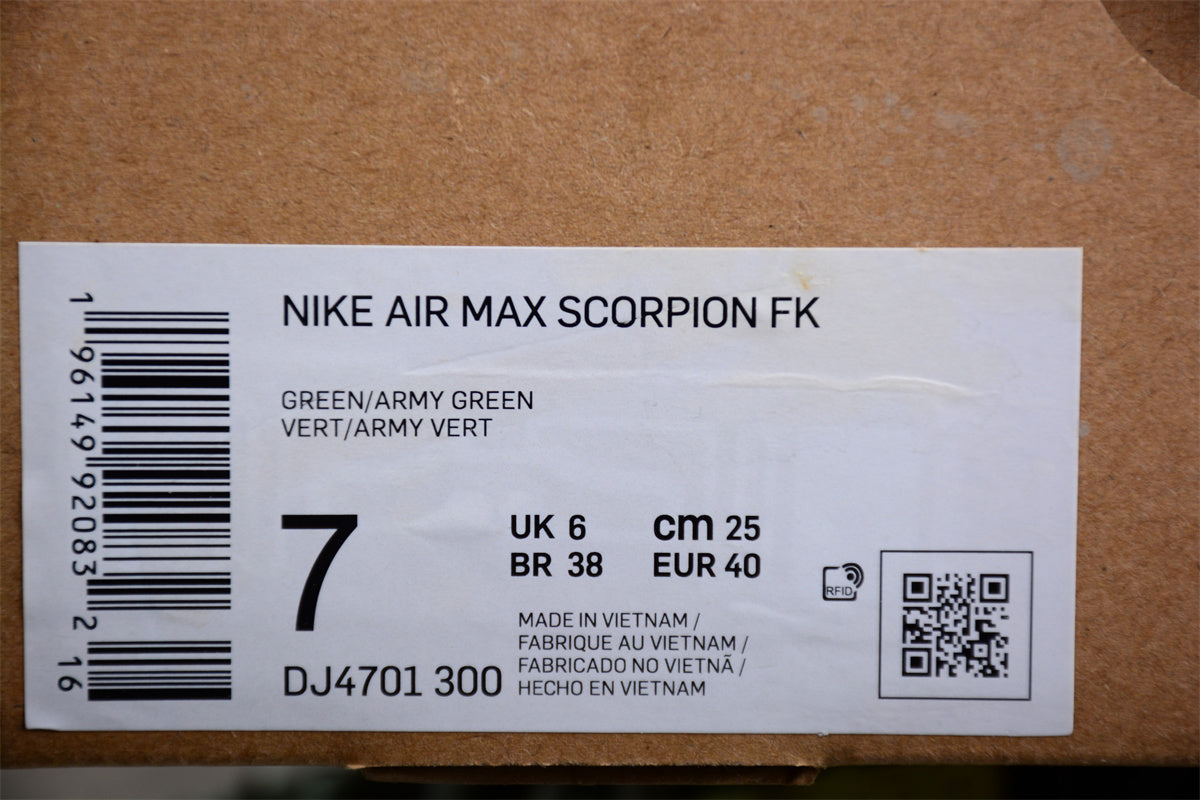 NikeMens Air Max Scorpion FK - Barely Volt