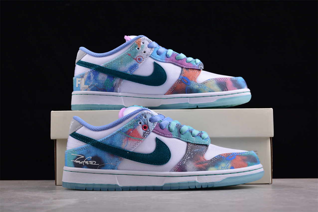 Futura Laboratories x NikeMens Dunk Low - Bleached Aqua