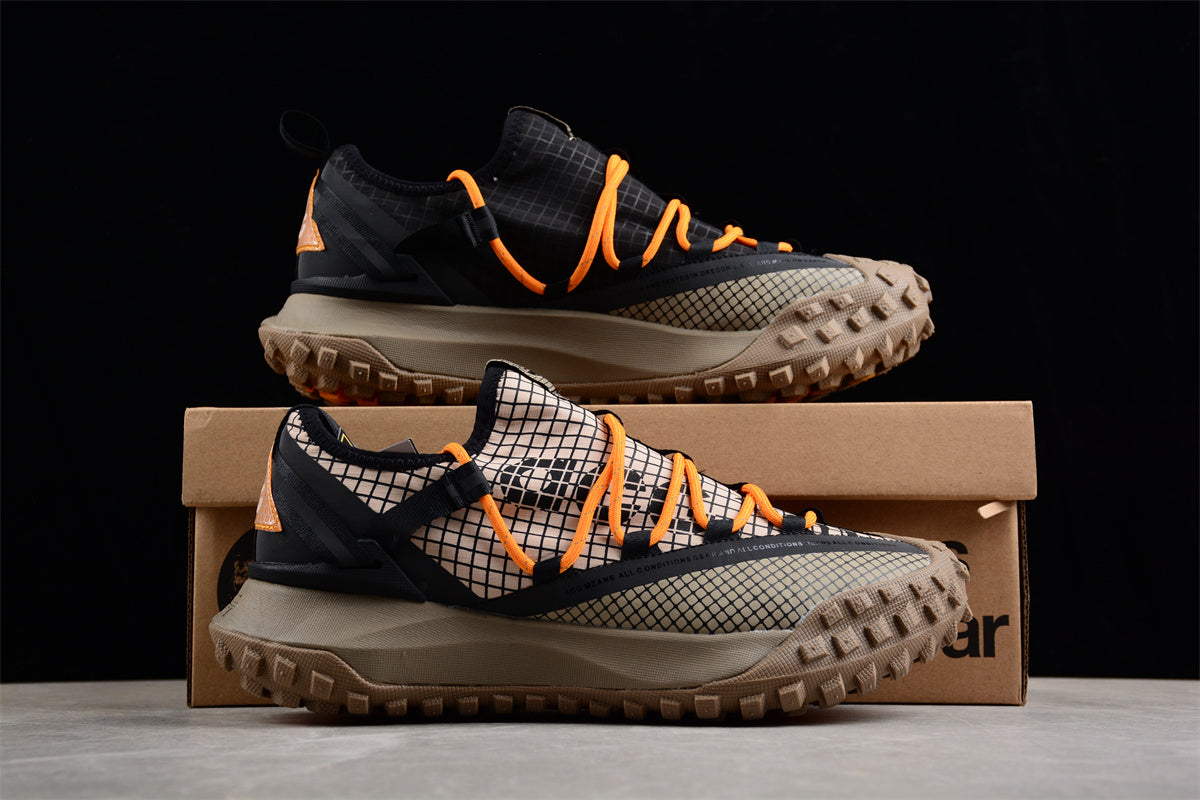 NikeMens ACG Mountain Fly Low - Fossil Stone