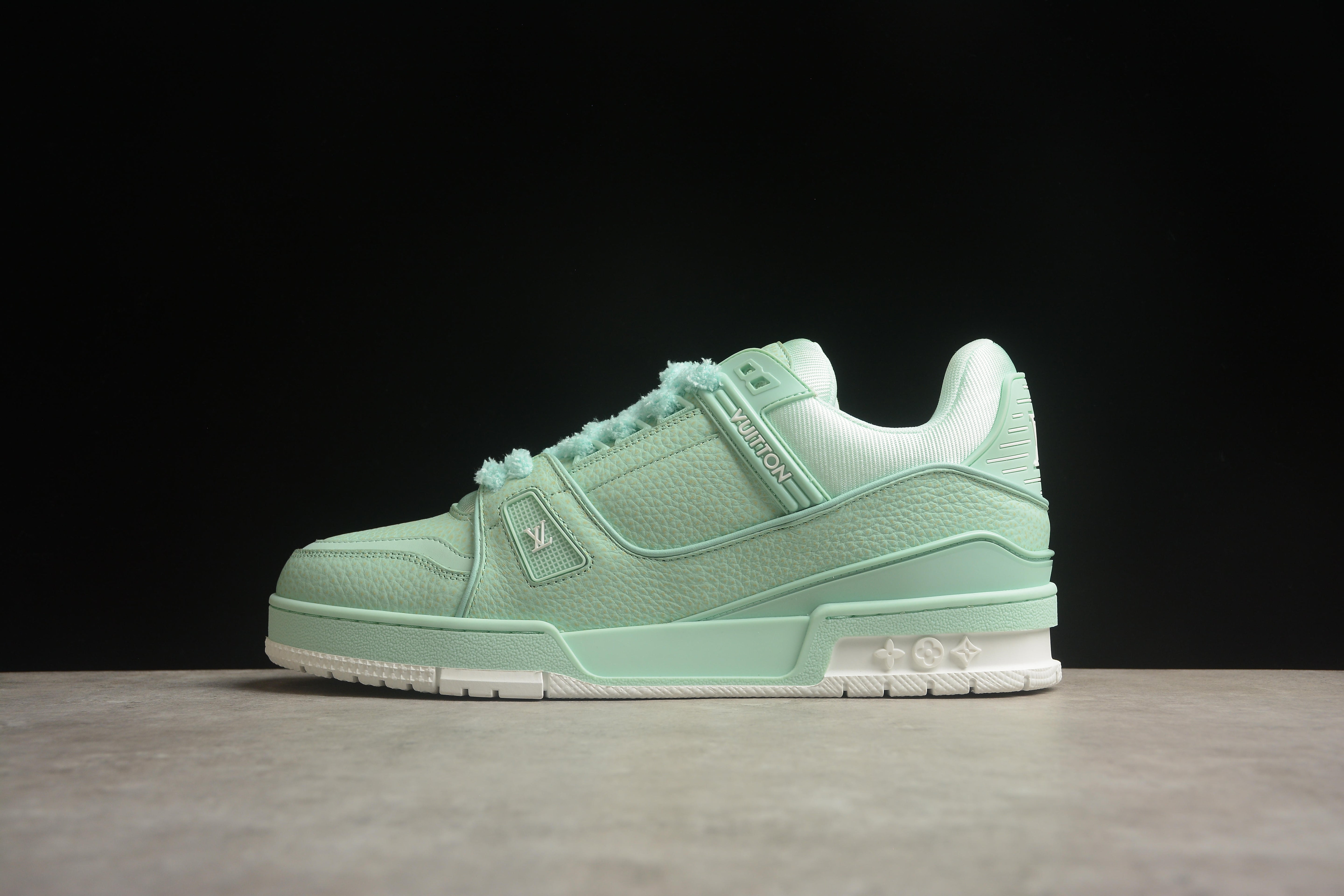 LouisVuitton Trainer - Mint Green